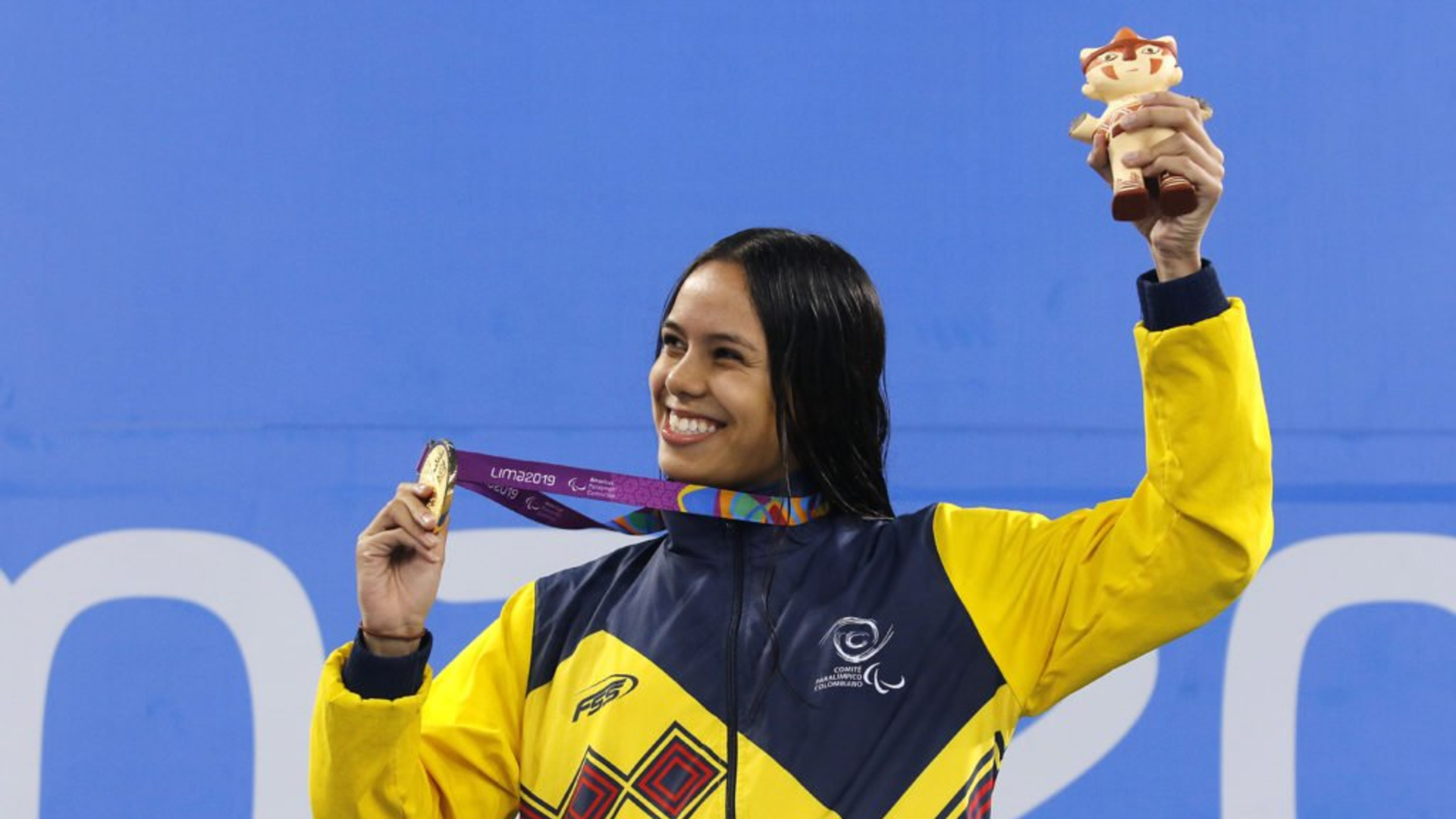  María Paula Barrera, ganó medalla de bronce en los 100 metros libres categoría S10, con un tiempo de 01m 02s 59cs y un puntaje de 917, ubicándose en el 8º lugar en el ranking a Tokio 2020. - Comité Paralímpico Colombiano.