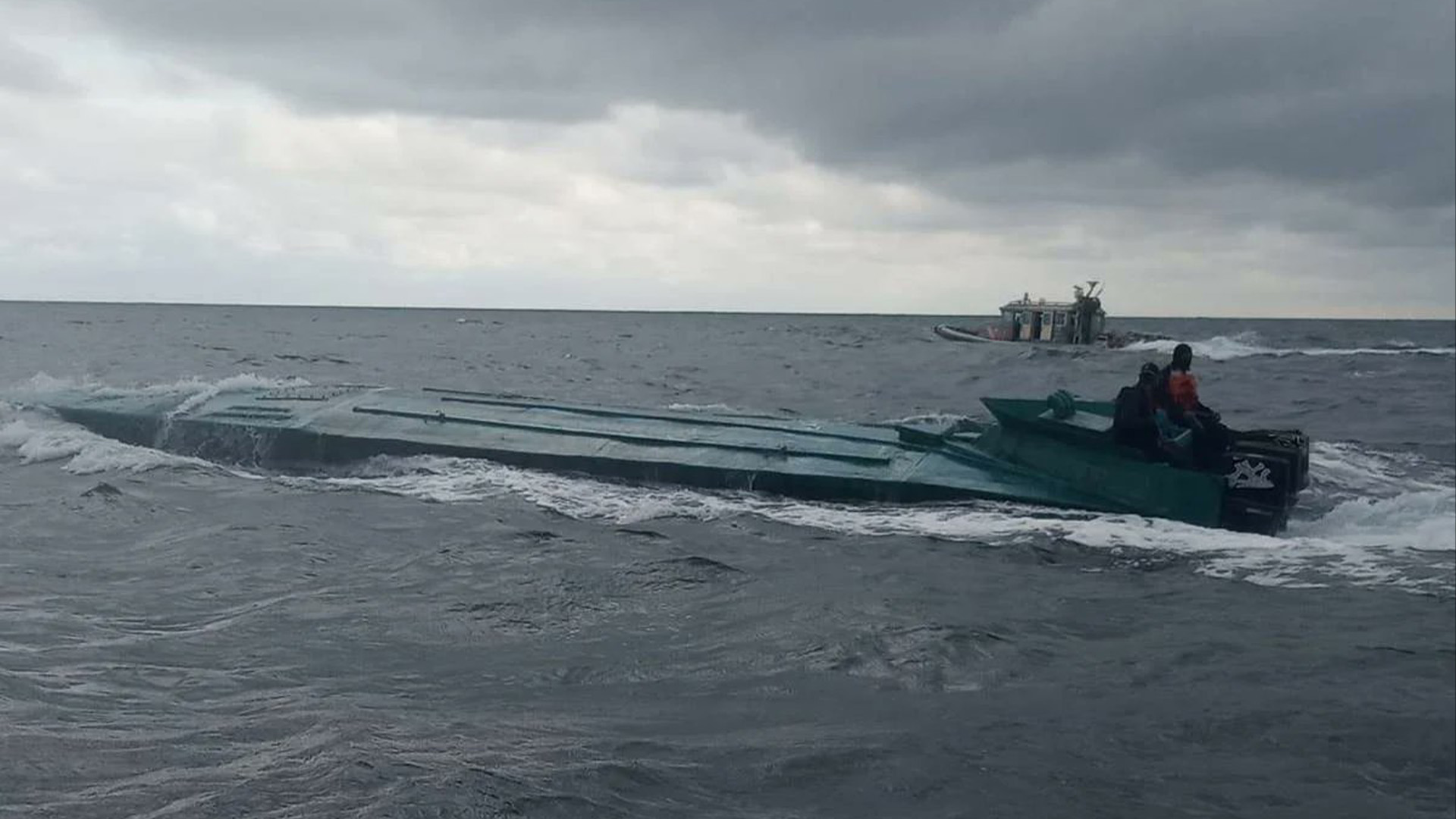 Los narcosubmarinos son una de las opciones usadas por los traficantes de droga para mover su mercancía de forma barata por los océanos (Foto: Twitter@yelvergomez)