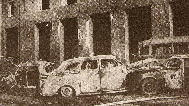 . Si bien estallaron veintinueve bombas que provocaron doce muertos en la Casa Rosada, muchas otras no llegaron a detonar. La baja altura a la que volaban los aviones no permitió que se activaran las espoletas