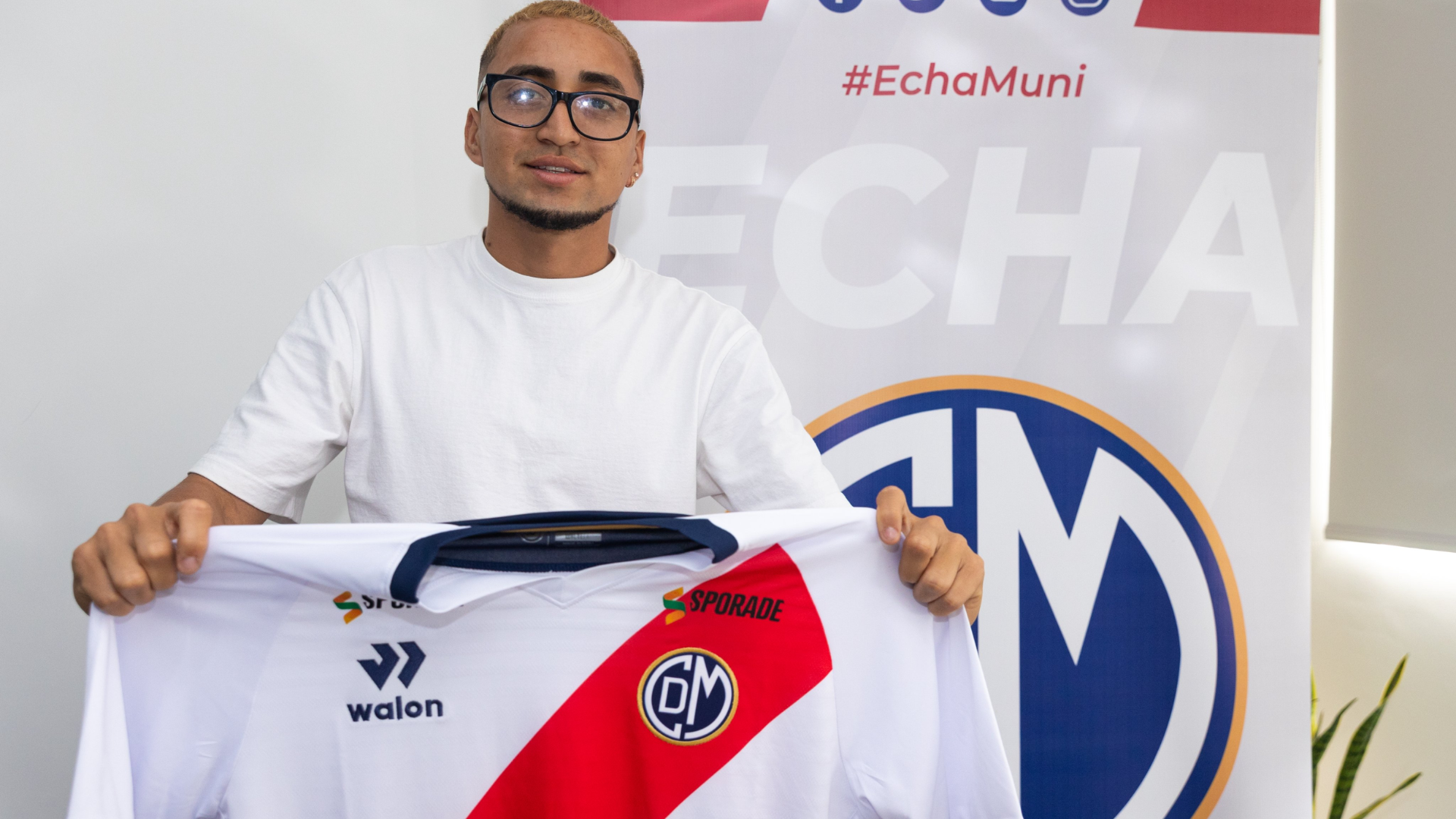 Christian Flores ha firmado hasta finales de 2024 con la academia. (deportivo municipal).