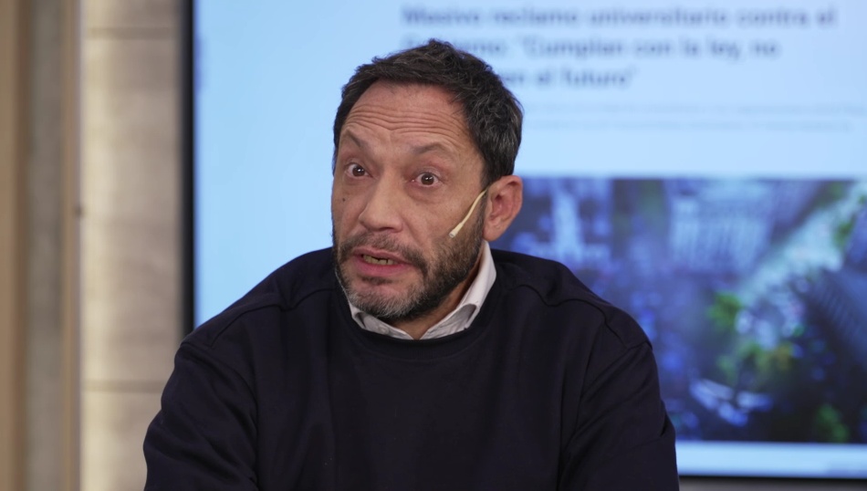 Maximiliano Ferraro: "El Gobierno decidi&oacute; ponerse al margen de la Constituci&oacute;n Nacional"