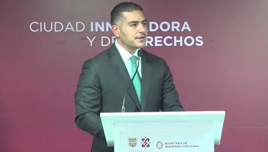 El jefe de la policía capitalina había declarado que habían acusado de tocamientos a una persona a René Vallarta. (Captura de pantalla)