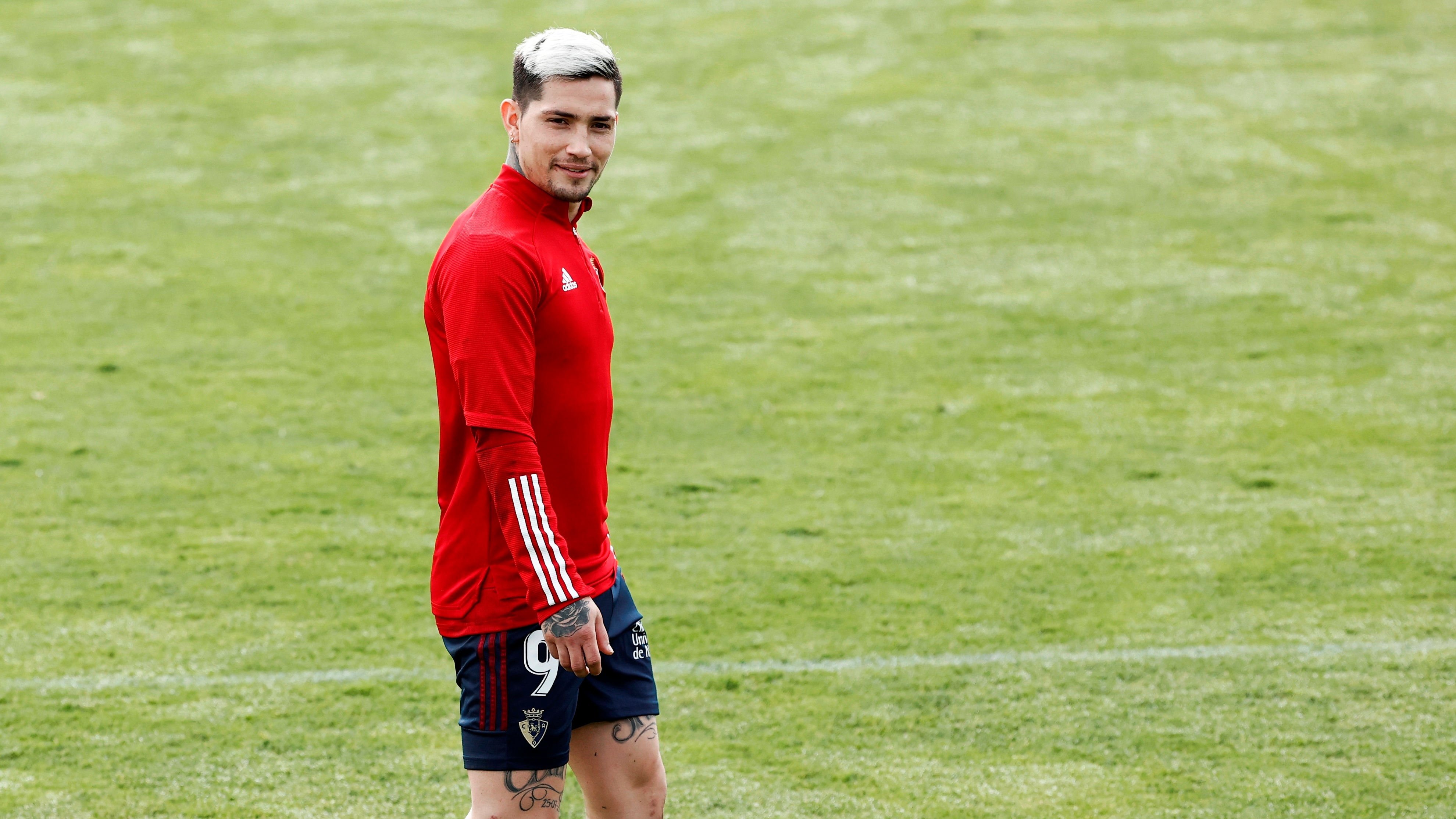 El delantero argentino de Osasuna Luis Ezequiel Chimy Ávila. EFE/ Jesús Diges/Archivo
