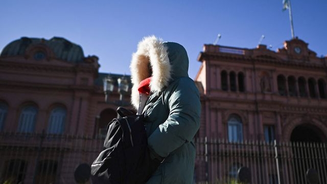 Carla, el club y el peso de los sueños: Salomé Esper vuelve con relatos entrañables en ‘Querer es perder’