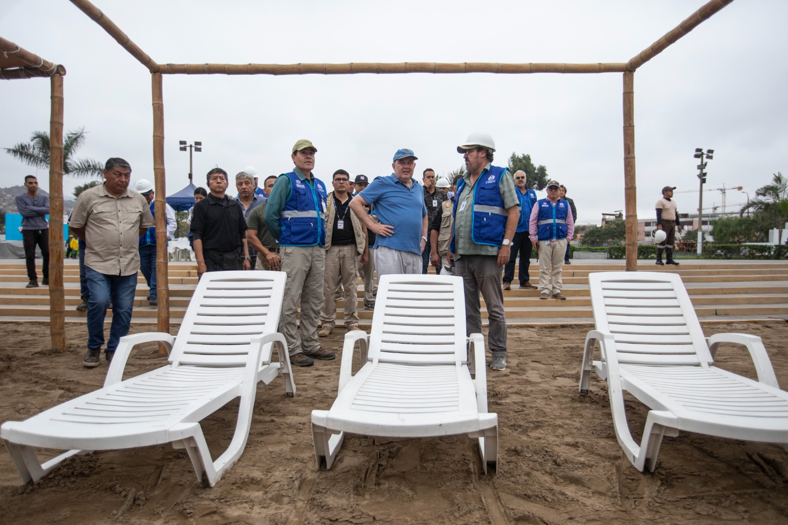 Esta "playa artificial" está ubicada en el parque zonal Wiracocha, en el distrito de San Juan de Lurigancho, y ya empezó a estar disponible al público en general.