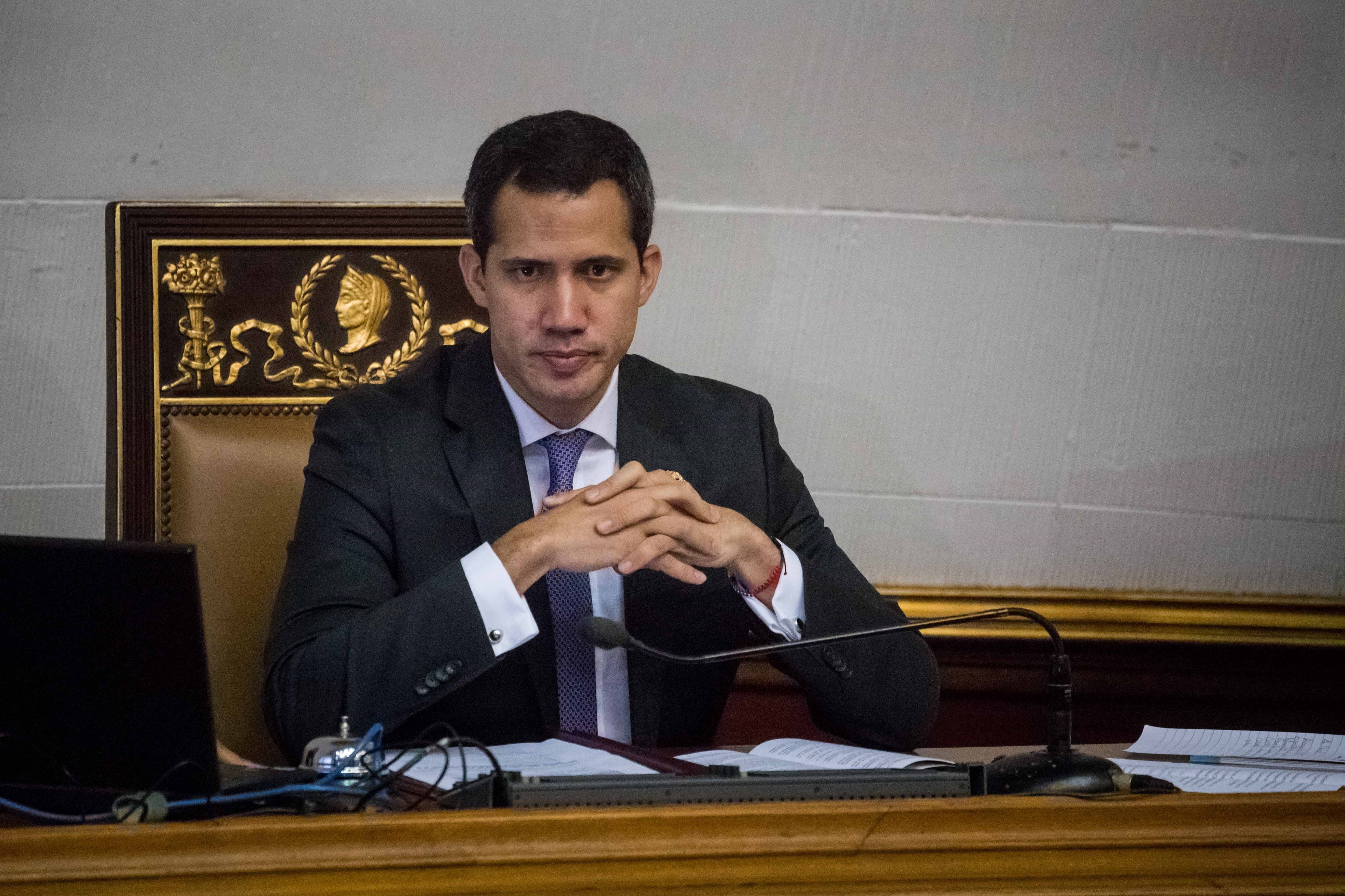 La dictadura de Maduro vuelve a arremeter contra Guaidó (EFE/Miguel Gutiérrez)
