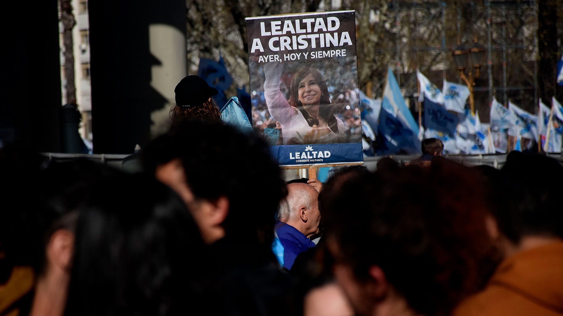 Distintas organizaciones se concentraron en apoyo a Cristina Kirchner (Nicolás Stulberg)