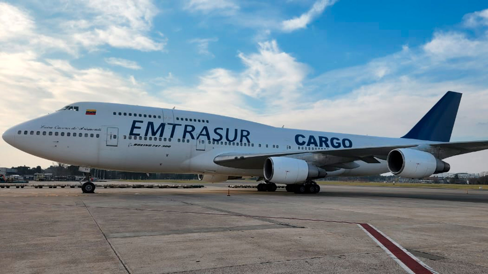 El Boeing 747 de Emtrasur se encuentra varado junto a su tripulación en el Aeropuerto de Ezeiza (Argentina) desde comienzos de junio