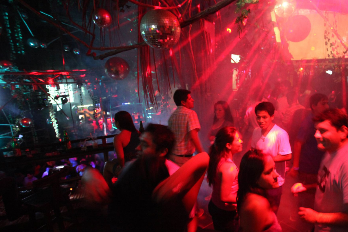 Ley seca: Se permitirá el consumo de bebidas alcohólicas y discotecas podrán abrir con normalidad