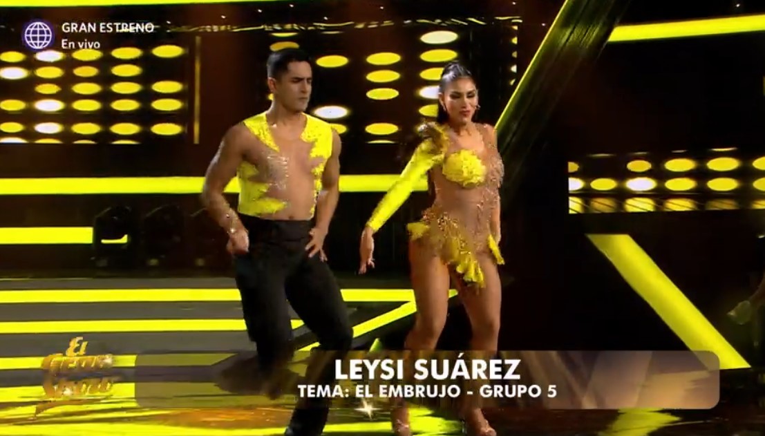 Leysi Suárez hace su primer baile.