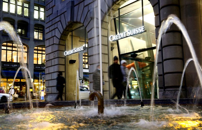 Una sucursal de Credit Suisse en Zurich, Suiza, (REUTERS/Arnd WIegmann)