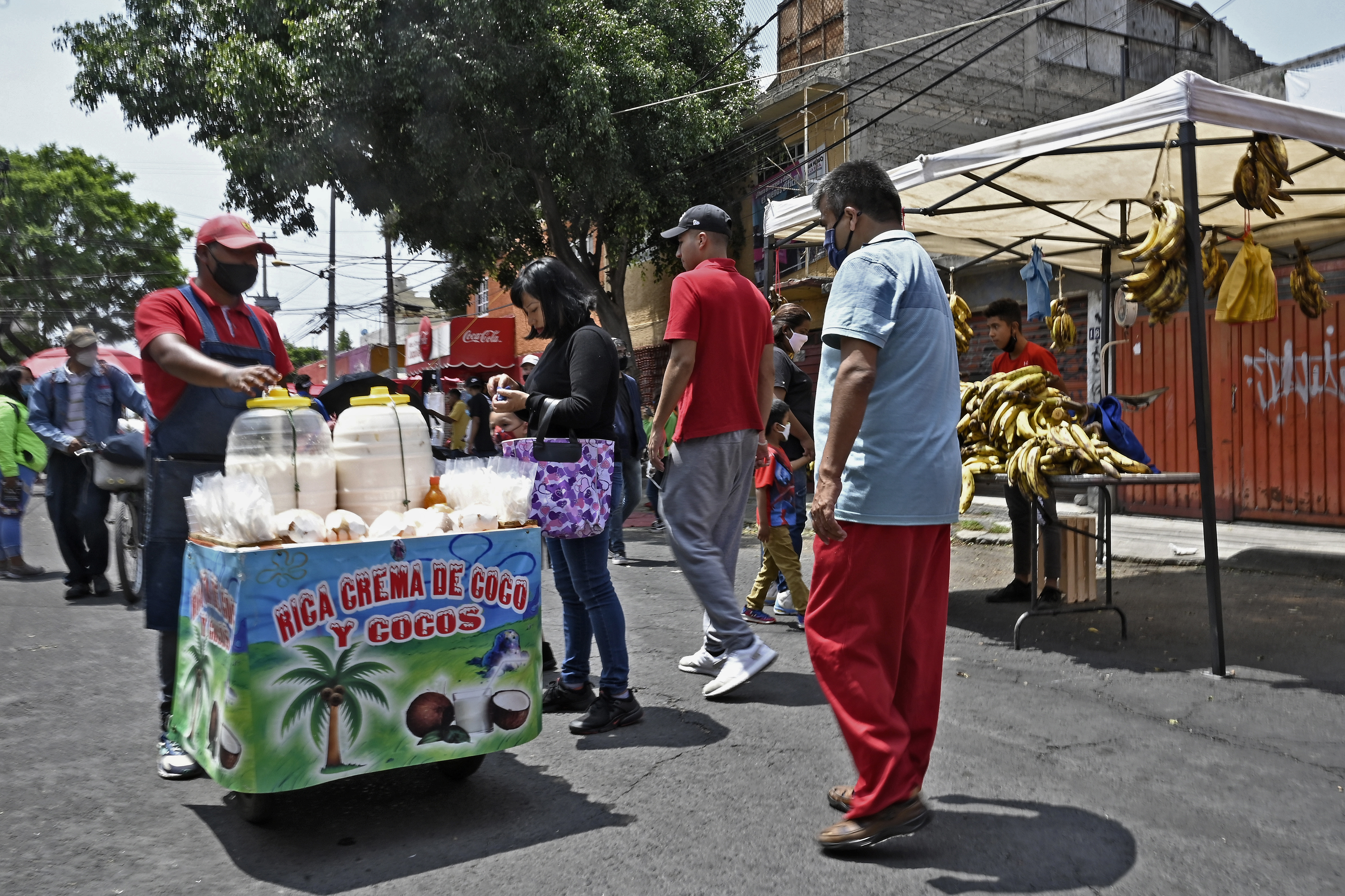 Quedó prohibida la venta de bebidas alcohólicas (Foto: Alfredo ESTRELLA / AFP)