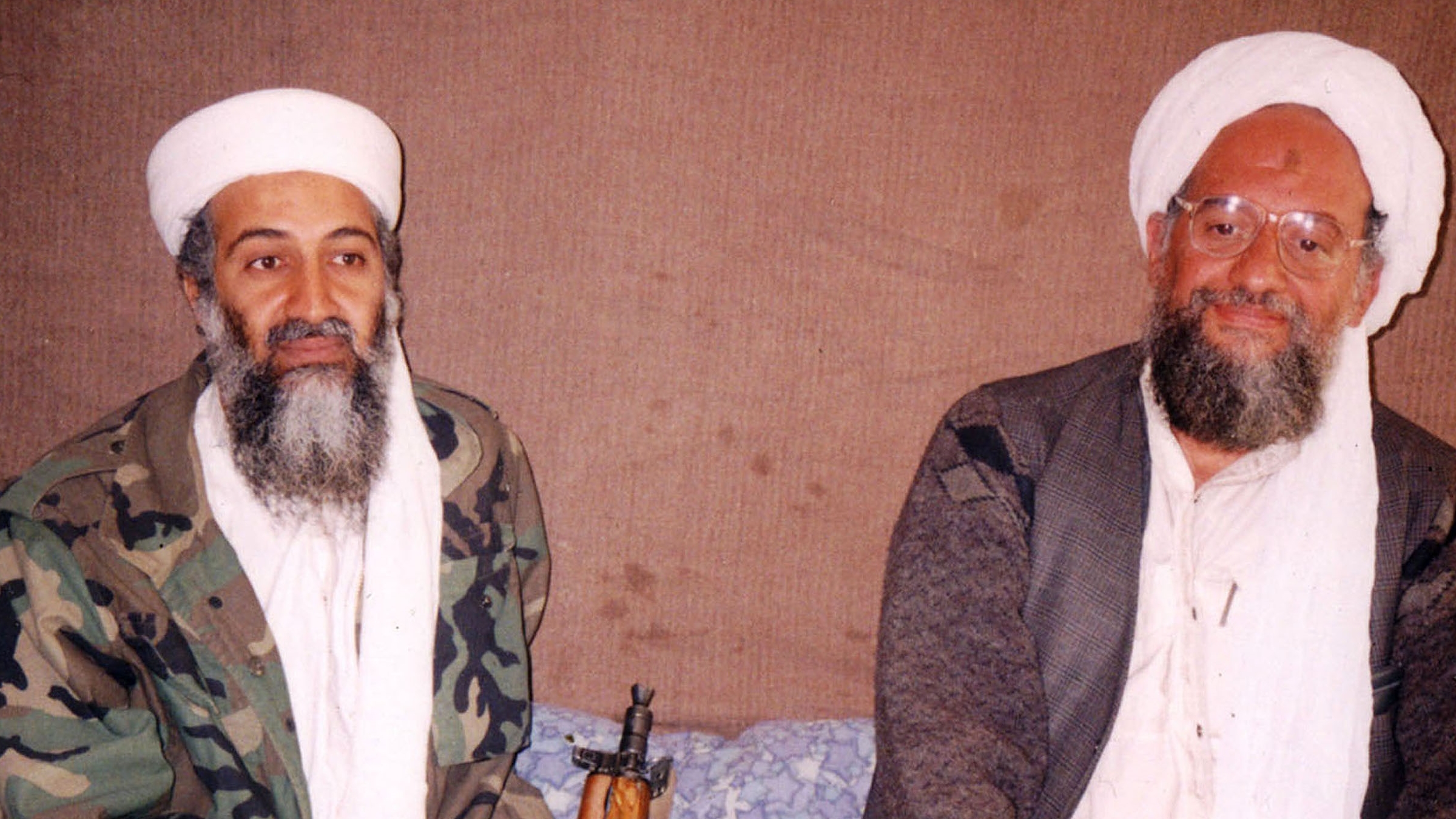 14-11-2001 Osama Bin Laden e Ayman Al-Zawahiri Politica dell'Asia Afghanistan International Visual News