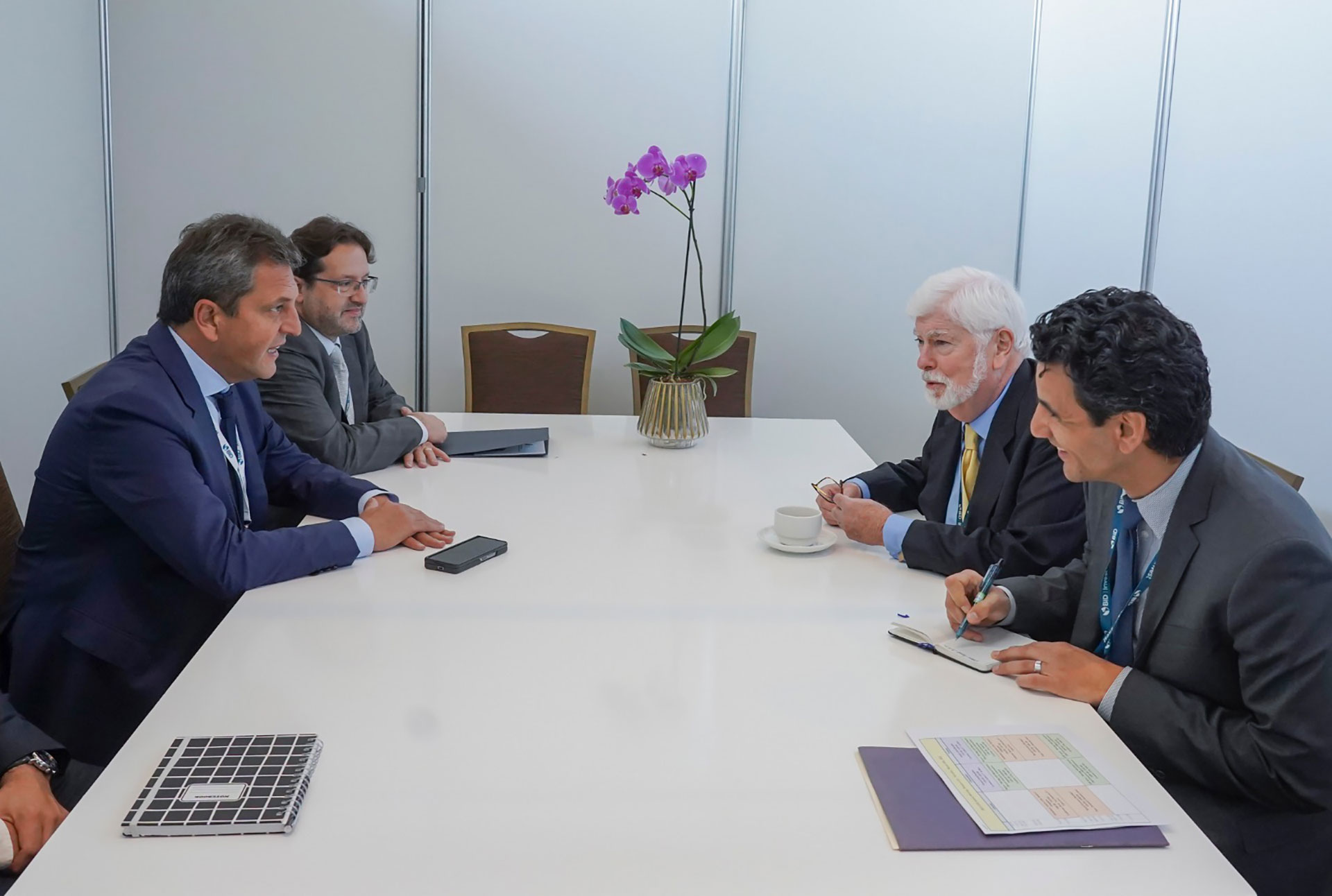 Sergio Massa se reunió con Christopher Dodd, funcionario del presidente de los EE.UU., Joseph Biden