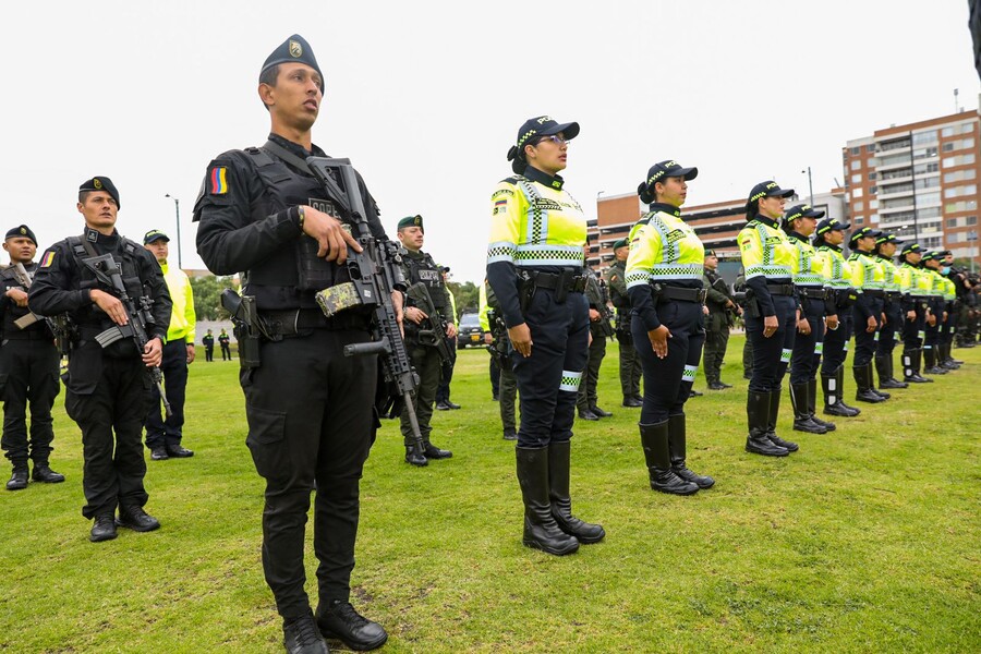 Cuánto gana un patrullero de la Policía y el sueldo de los demás rangos en Colombia