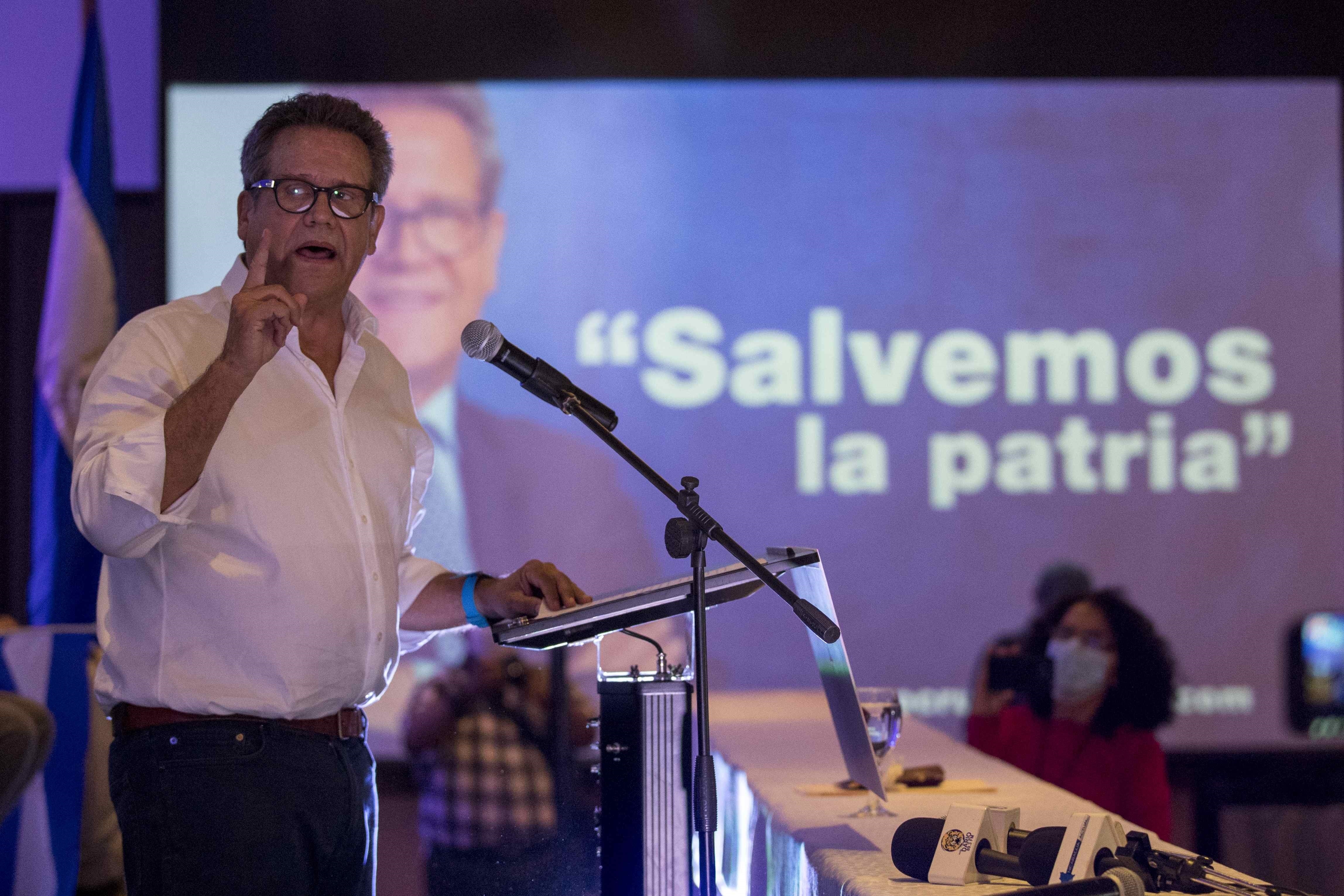 En la imagen, el aspirante opositor a la Presidencia de Nicaragua Arturo Cruz. EFE/Jorge Torres/Archivo
