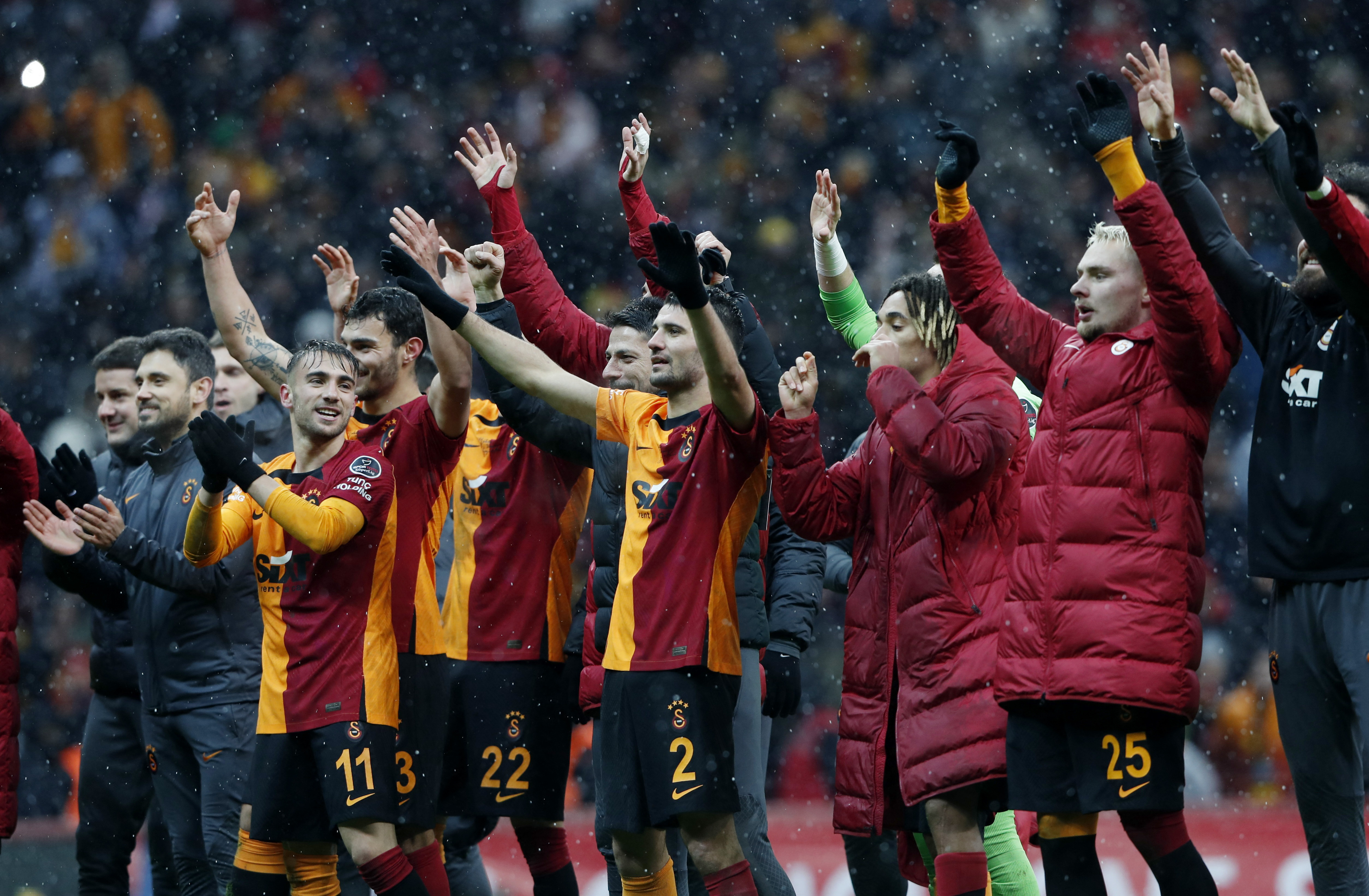 El gran gesto de los jugadores del Galatasaray: donarán sus salarios a las víctimas del terremoto que afectó a Turquía