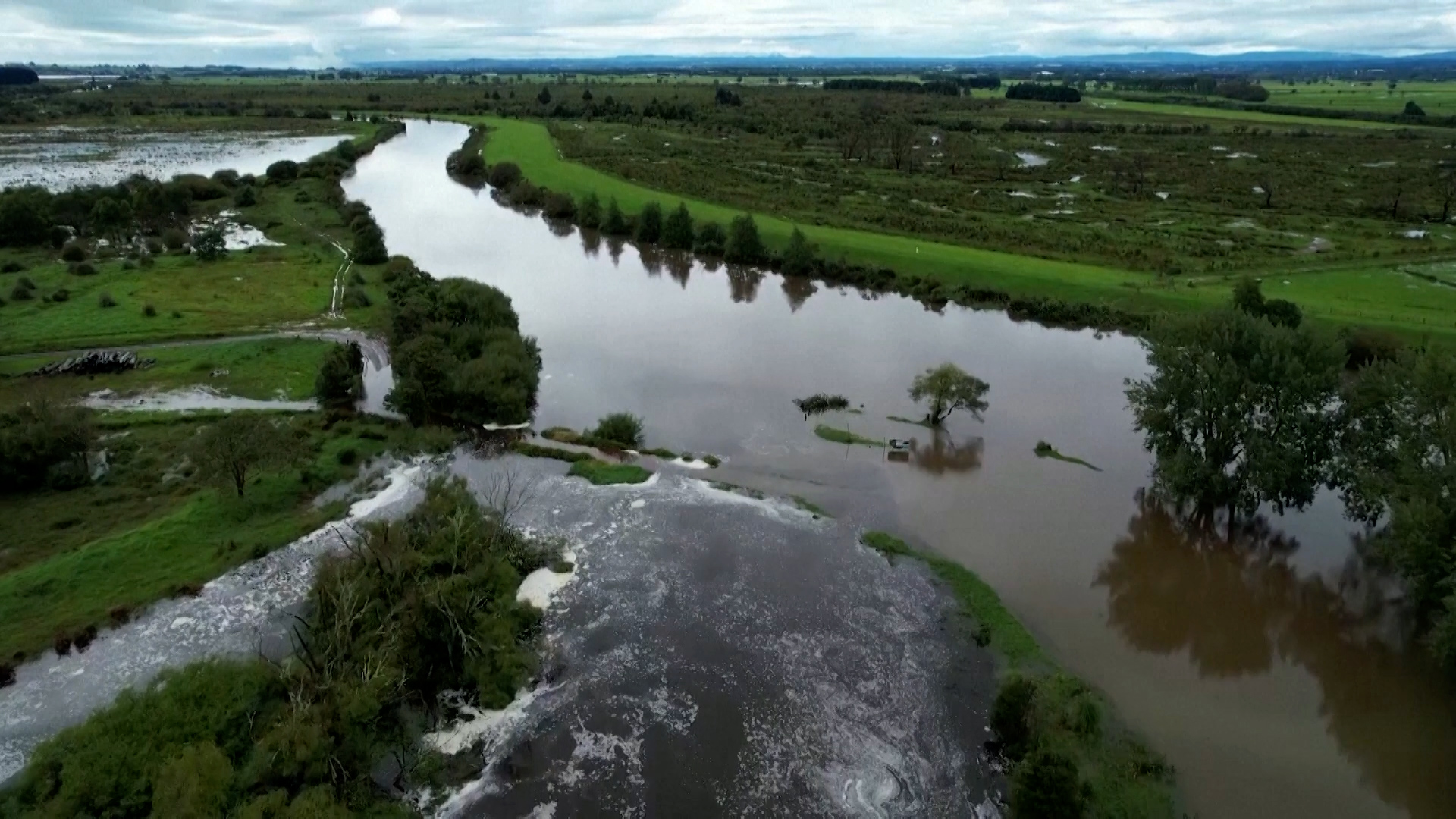 El impactante video que muestra los daños que dejó el ciclón Gabrielle en Nueva Zelanda 