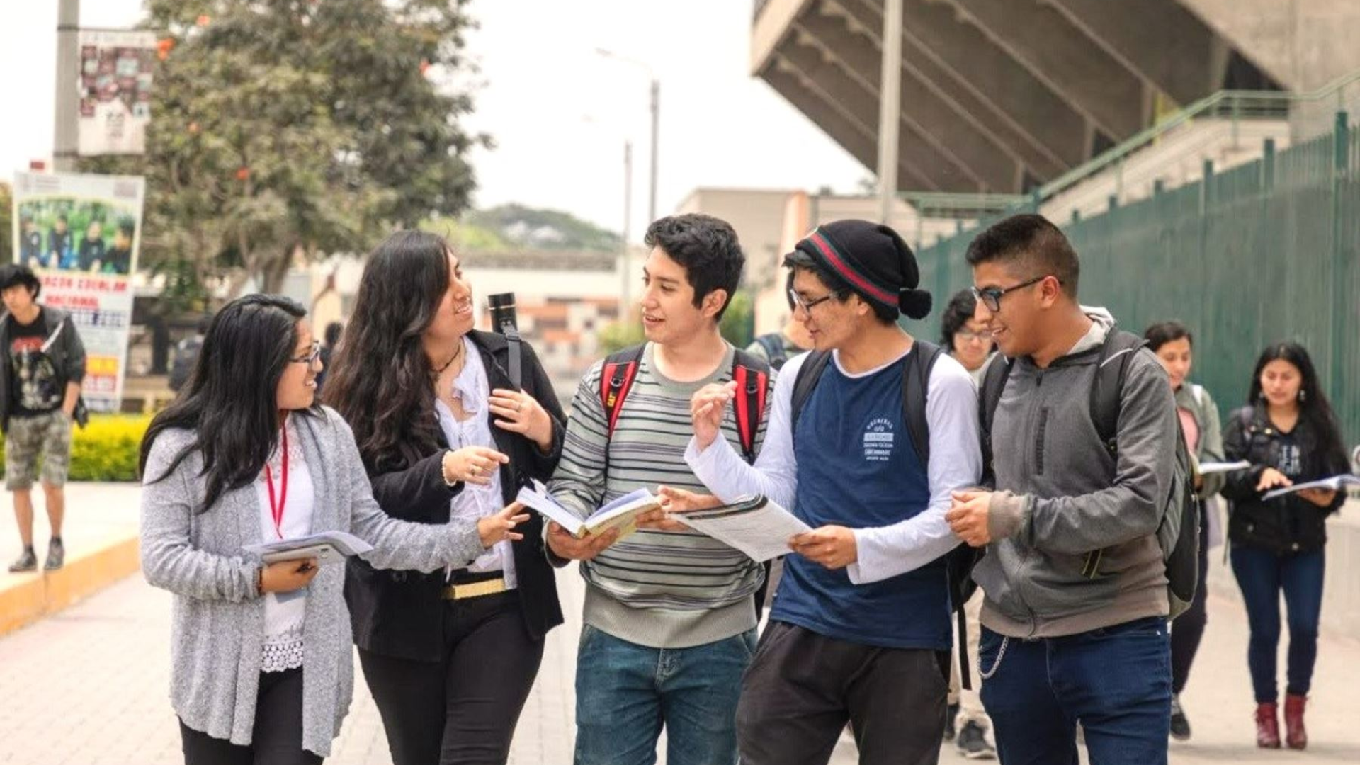 Esta disposición también aplica para todas las instituciones de educación superior como universidades e institutos a nivel nacional.