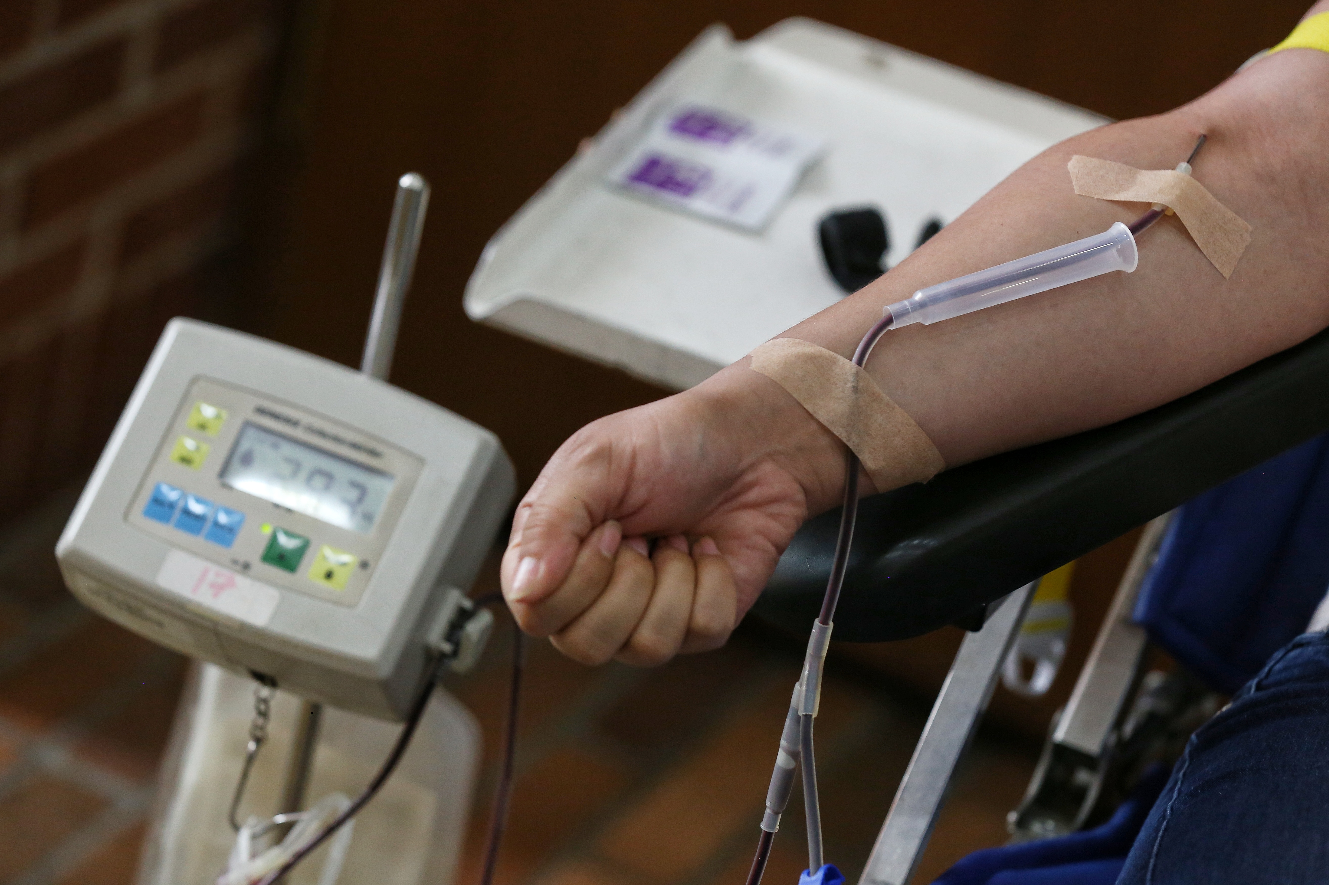 La cantidad de sangre donada son 450 mililitros con lo cual se pueden salvar hasta tres vidas (Colprensa - Camila Díaz)