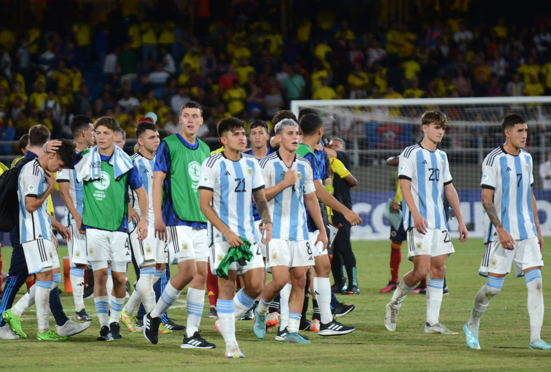 La selección argentina Sub 20 de Mascherano perdió ante Colombia y se quedó afuera del Sudamericano en primera ronda 