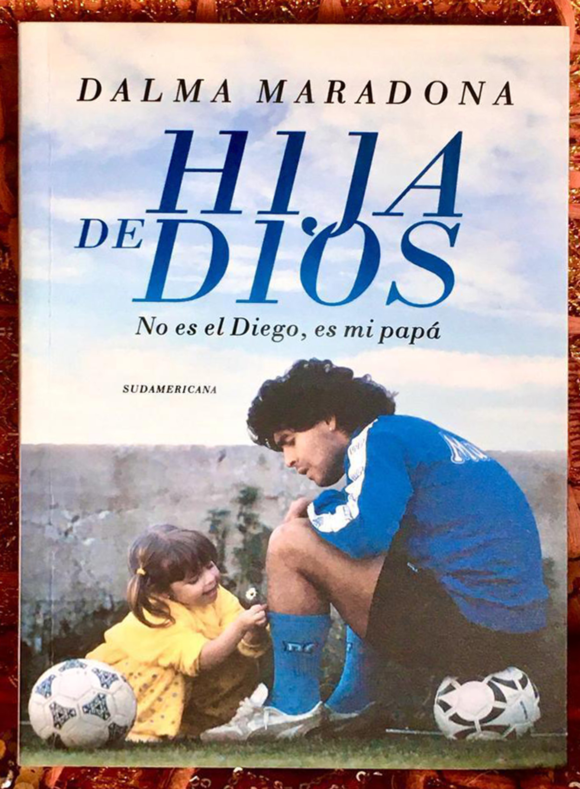 La tapa del libro de Dalma Maradona