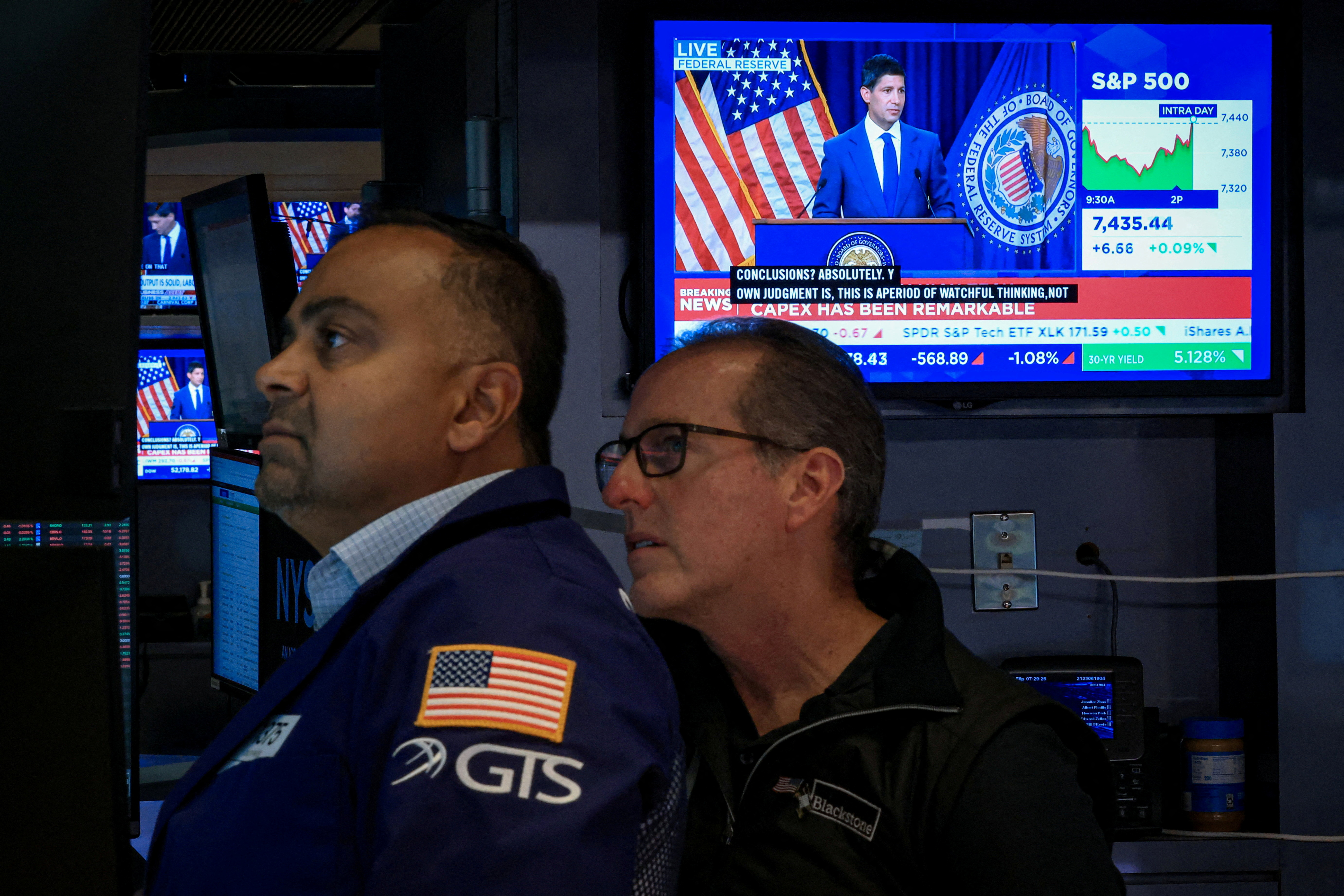 Mercados: Wall Street sube tras un dato de inflaci&oacute;n en EEUU y baja el riesgo pa&iacute;s