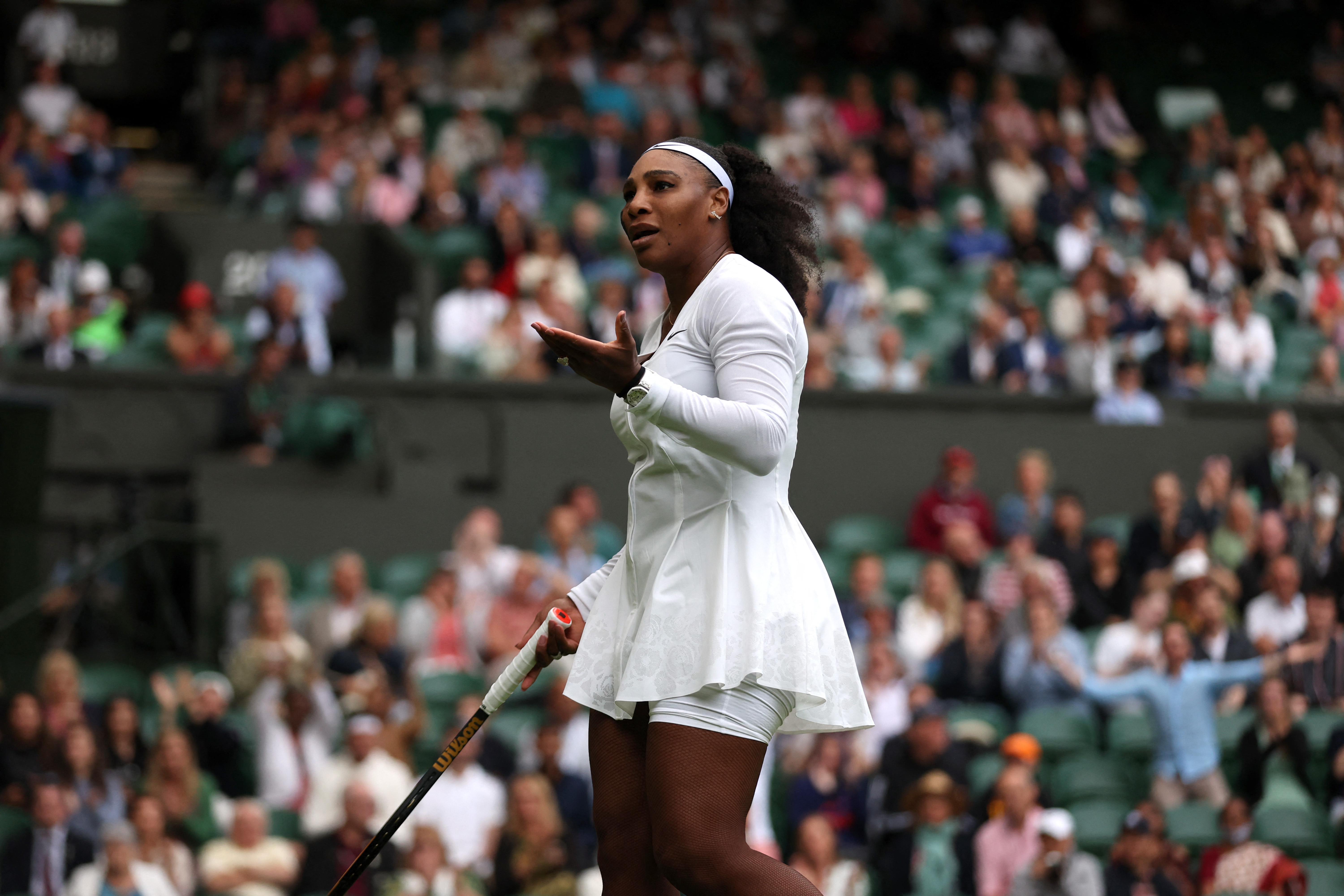 Según la icónica Vogue, “este año, es probable que veamos un gran regreso de los clásicos vestidos de verano aprobados en Wimbledon" (REUTER)
