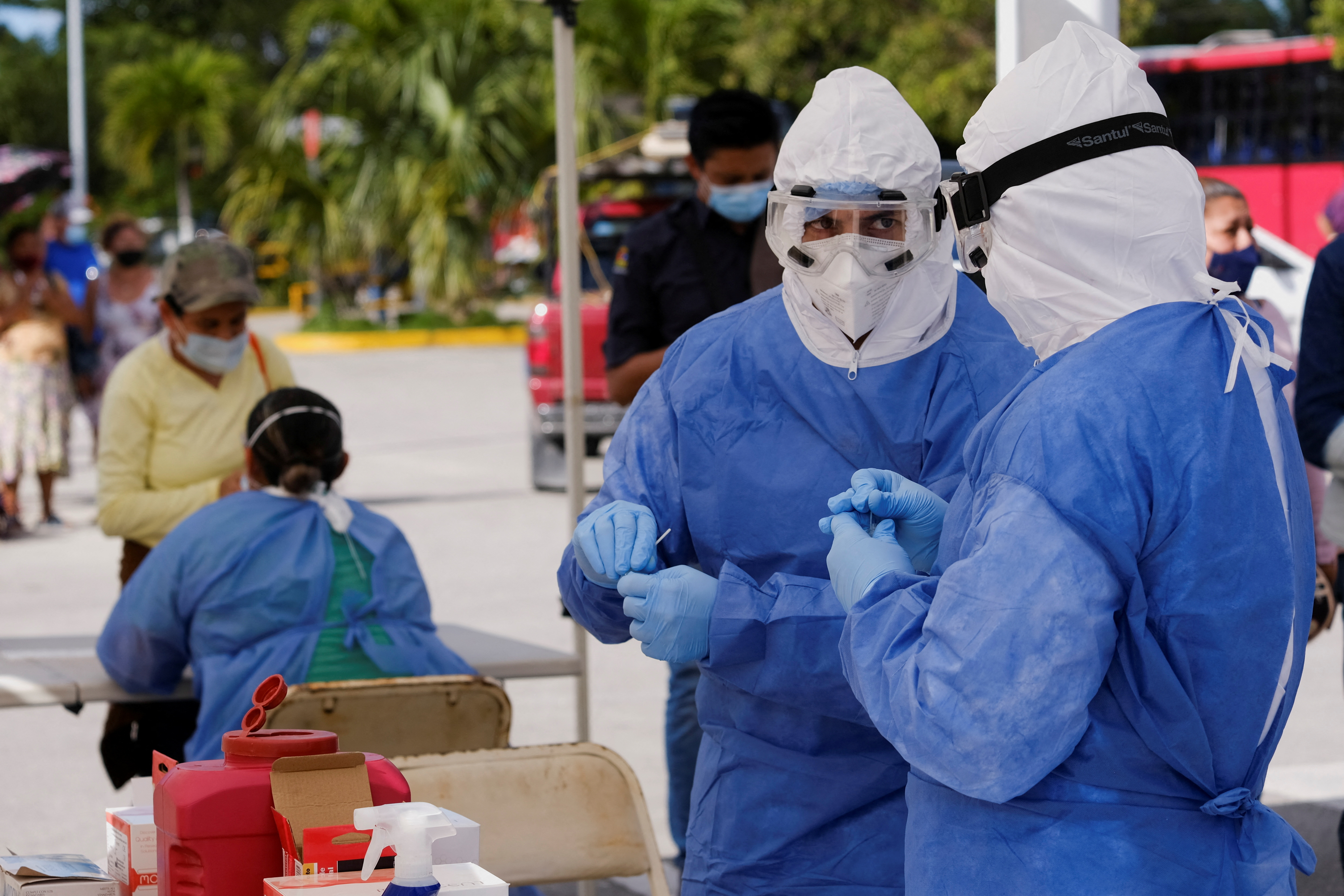 Coronavirus en México al 26 de enero: 48 mil 627 nuevos casos y nuevo récord de muertes con 532 (Foto: REUTERS)
