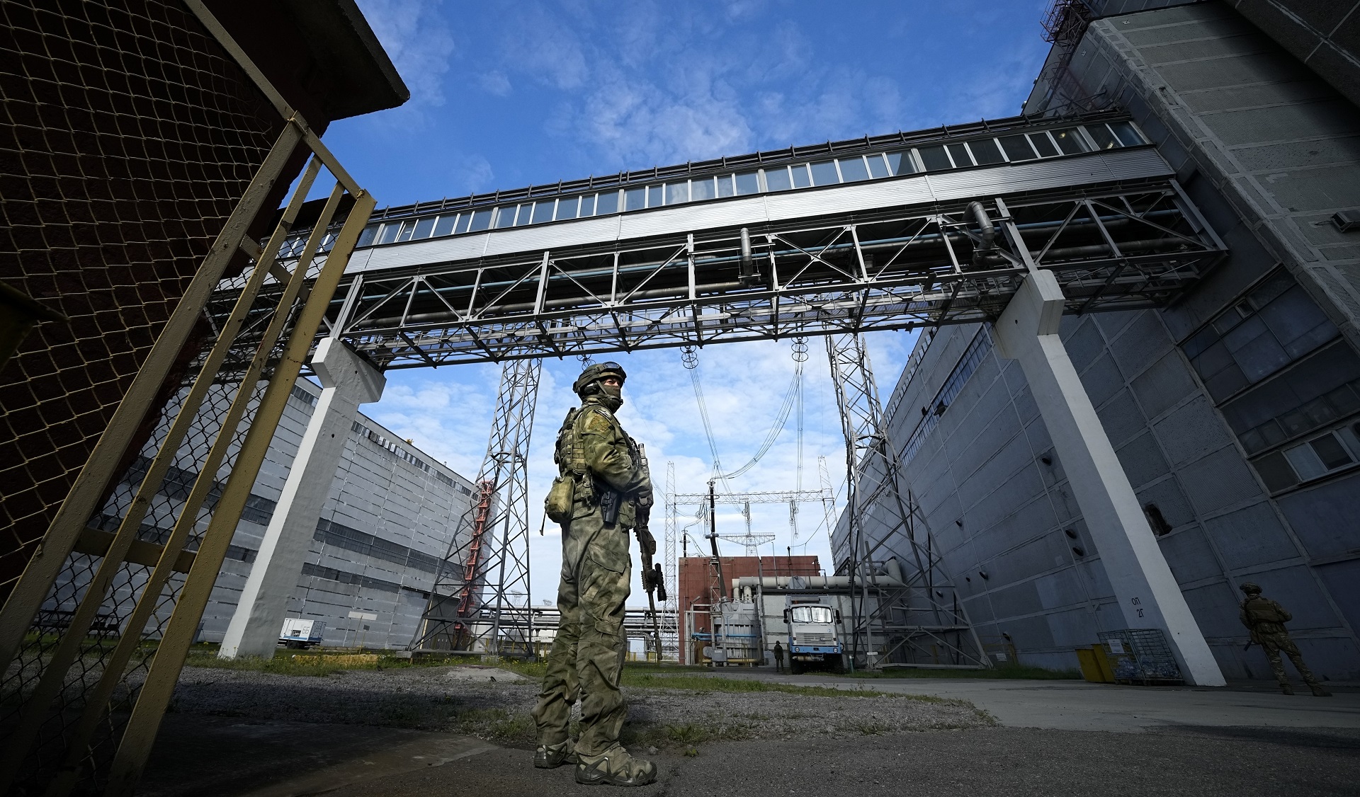 Ucrania acusa a Rusia de usar la central atómica más grande de Europa como un “escudo nuclear”