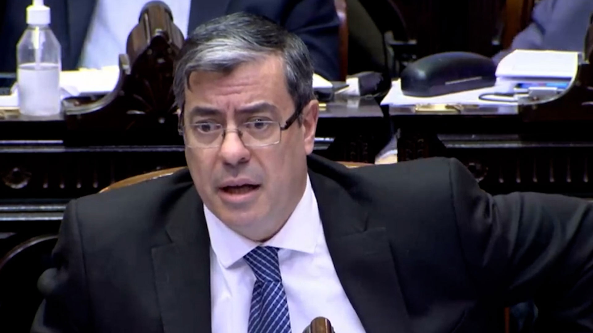 Germán Martínez denunció que la oposición buscó montar un "show mediático"
