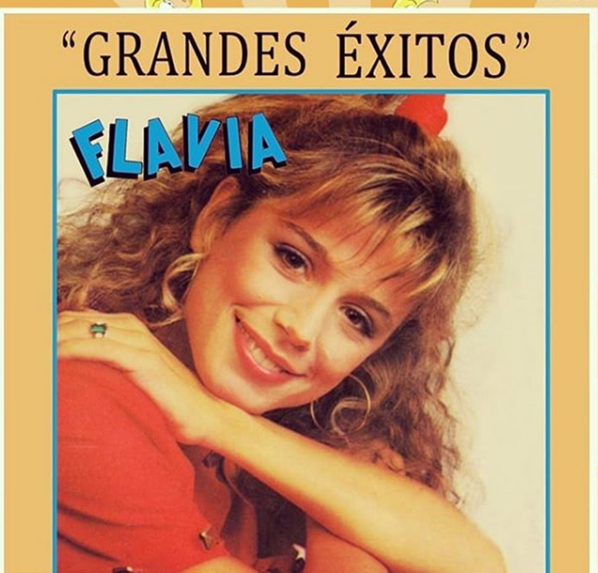 "La ola verde" fue el programa infantil más exitoso de la televisión argentina en los años ochenta y noventa, alcanzando 30 puntos de rating promedio pero eso no fue todo ya que Flavia llegó a hacer 4 funciones de teatro por día, además de superar el millón de álbumes vendidos y de llegar al millón de espectadores en vivo. (Instagram)