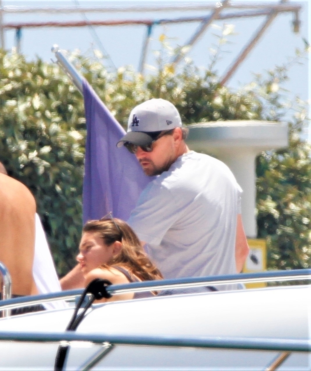 Leonardo Dicaprio junto a Meghan Roche en Ibiza