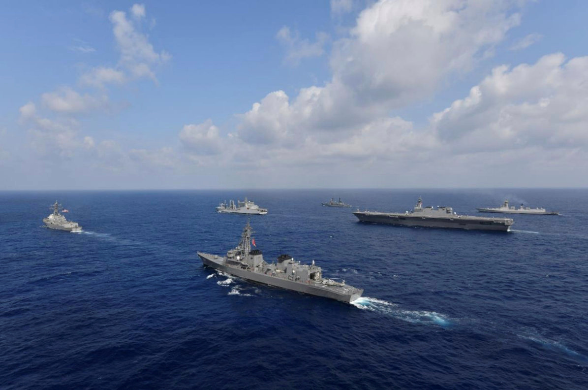 Busques de las Marinas de EEUU, India, Japón y Filipinas durante un ejercicio conjunto en 2019 (Fuerzas de Autodefensa Marítimas de Japón/REUTERS)