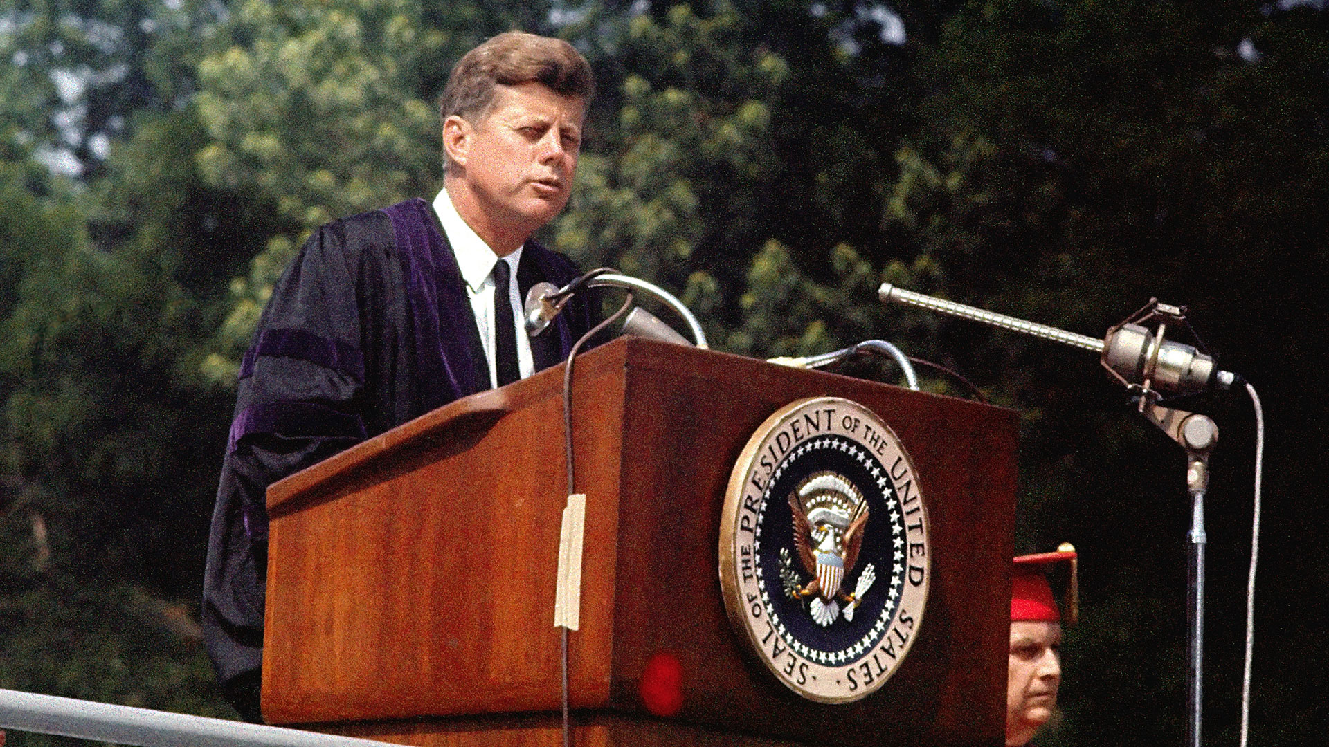Pudo evitar décadas de sangre, pero nadie lo escuchó: a 60 años del discurso de Kennedy que intentó cambiar el mundo