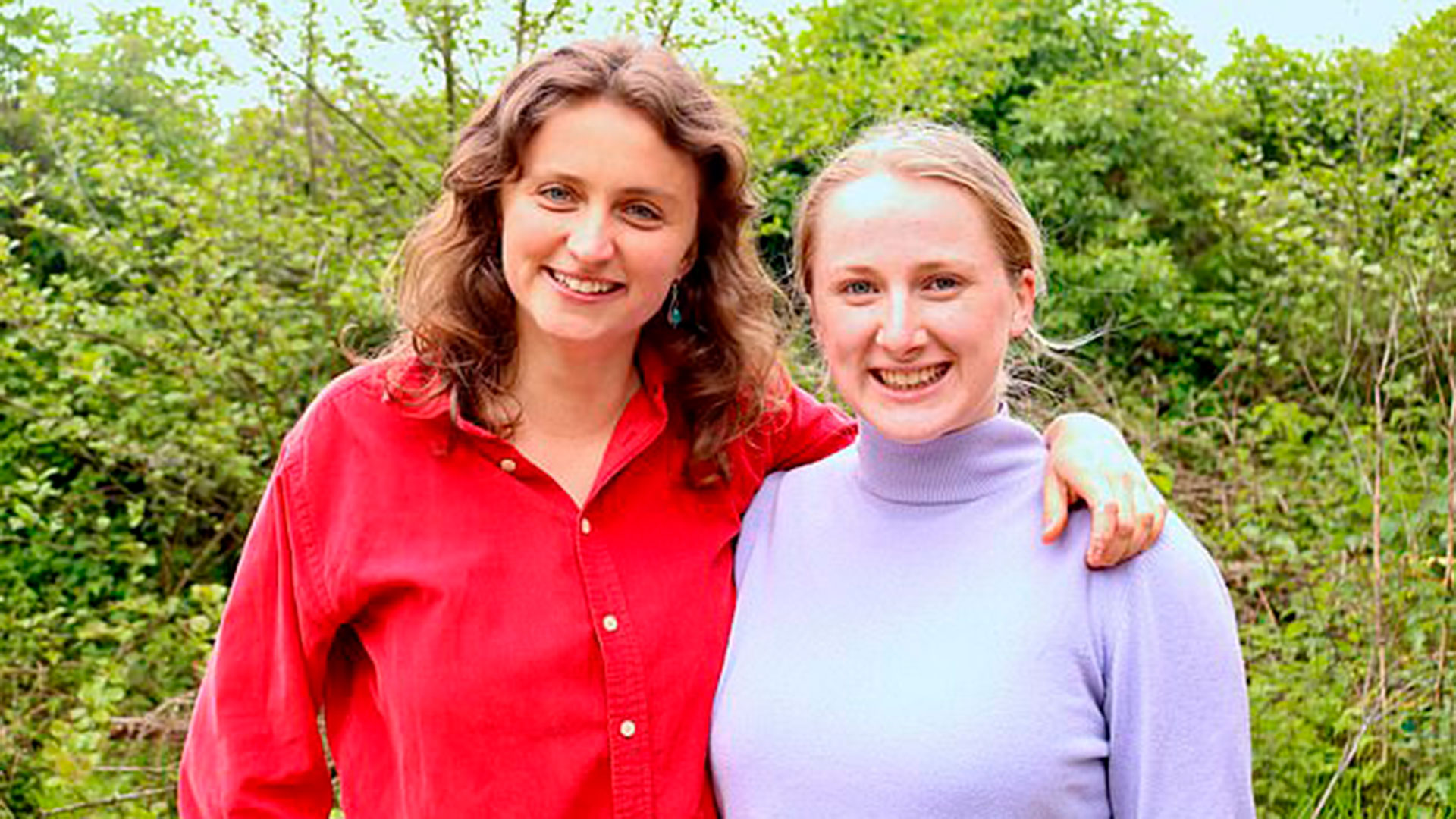 Amber Probyn y Hazel McShane, las creadoras del "Peequal" (University of Bristol)
