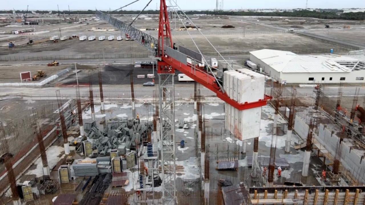 Las megaobras de la actual administración junto con el turismo “contribuyen en gran medida a la recuperación de las economías regionales en el país tras la pandemia” (Foto: Twitter / @rocionahle)