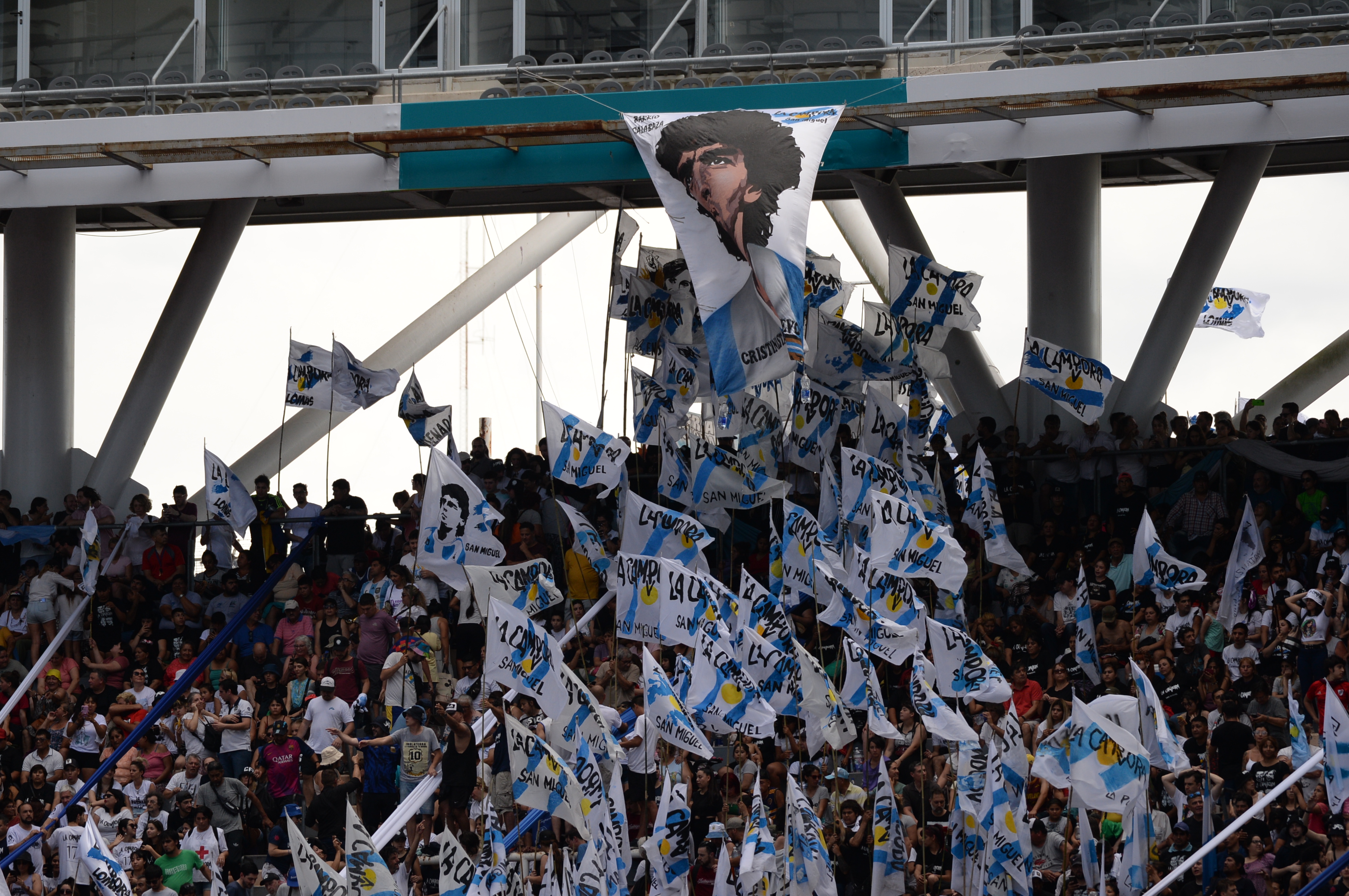 Parte de la columna de La Cámpora en el acto de CFK 