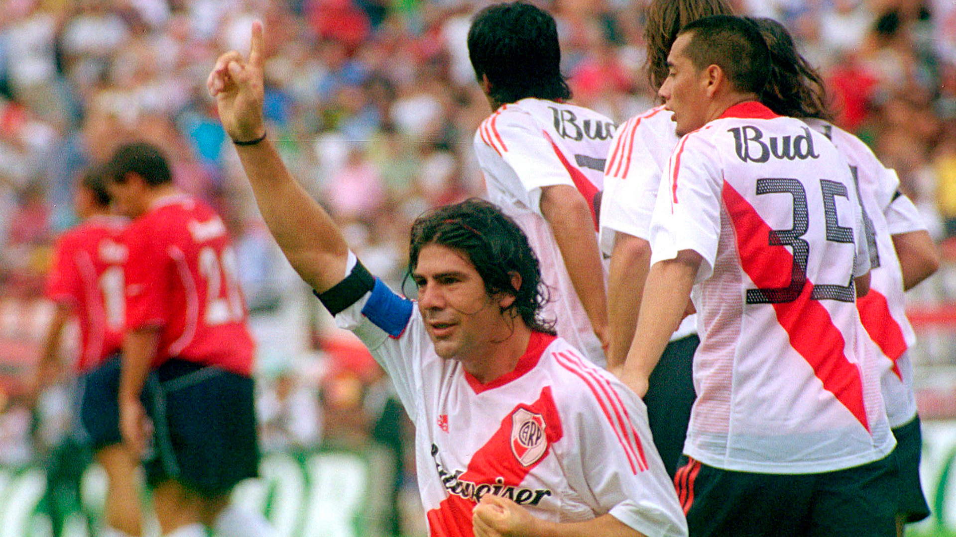 Marcelo Salas, ídolo de River Plate, aparece como el principal líder del equipo Deportes Temuco.