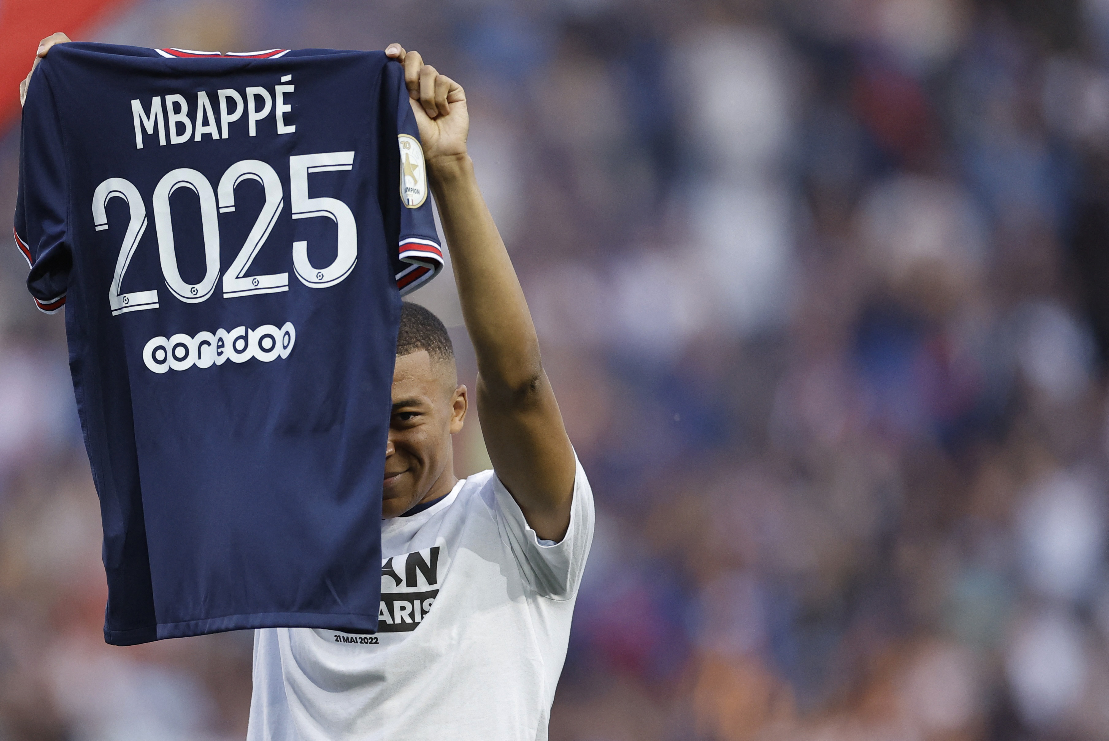 Kylian Mbappé seguirá enel PSG hasta 2025 (Reuters)