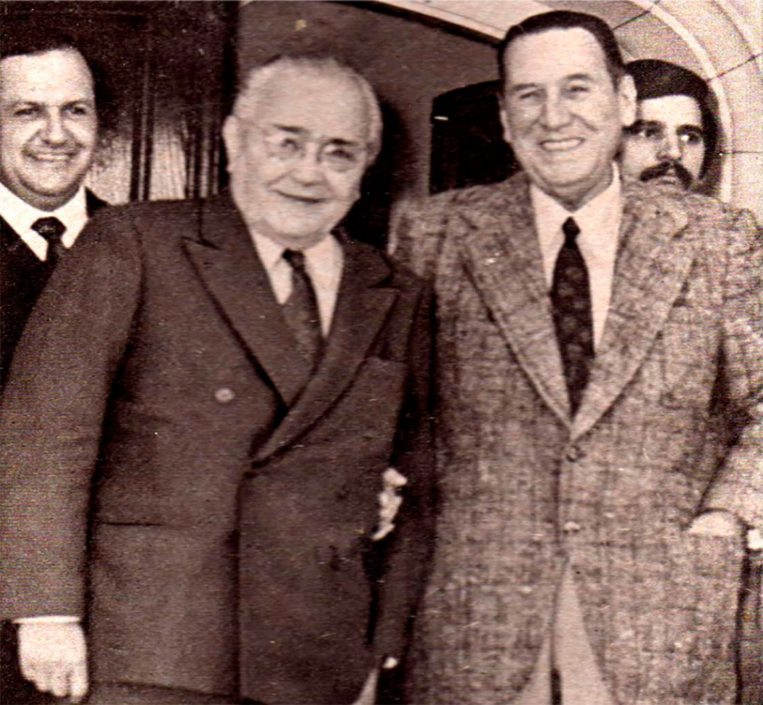 Perón se renunió con Ricardo Balbín y le dijo frente a Antoni Tróccoli:  "Los dos hagamos de copresidentes. Los dos apuntalando un gobierno para poner en orden al país”