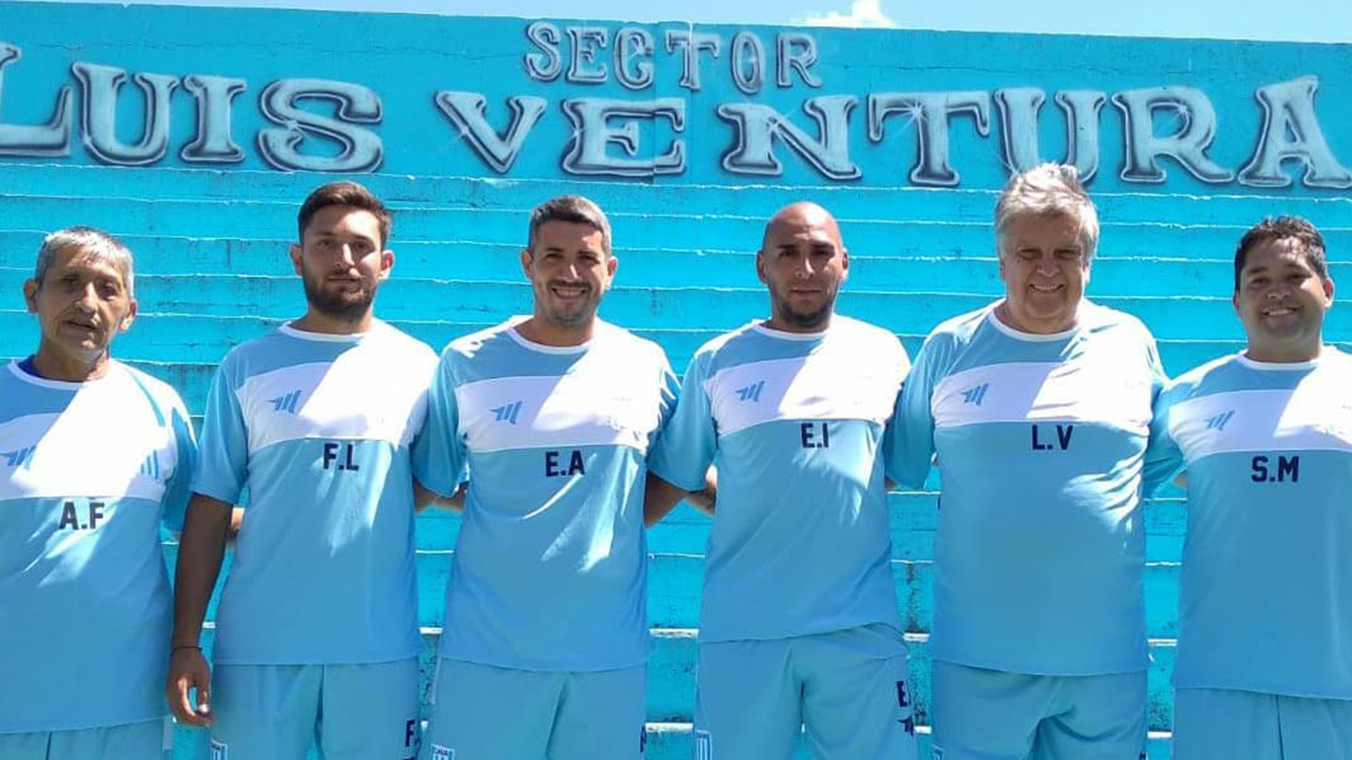 Luis Ventura tiene su nombre en un sector del estadio de Victoriano Arenas (@luisventurasoy)