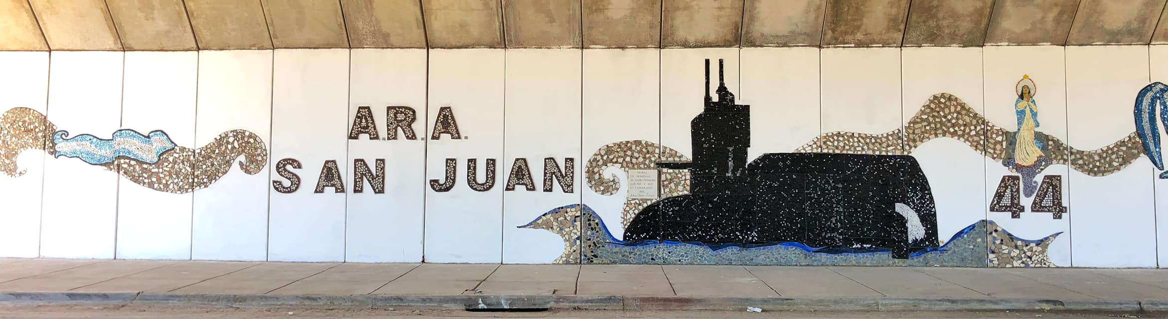 El mural en Exaltacin de la Cruz, municipio dnde viva Luis Niz uno de los 44 tripulantes del submarino hundido (Crdito: Municipalidad Exaltacin de la Cruz)