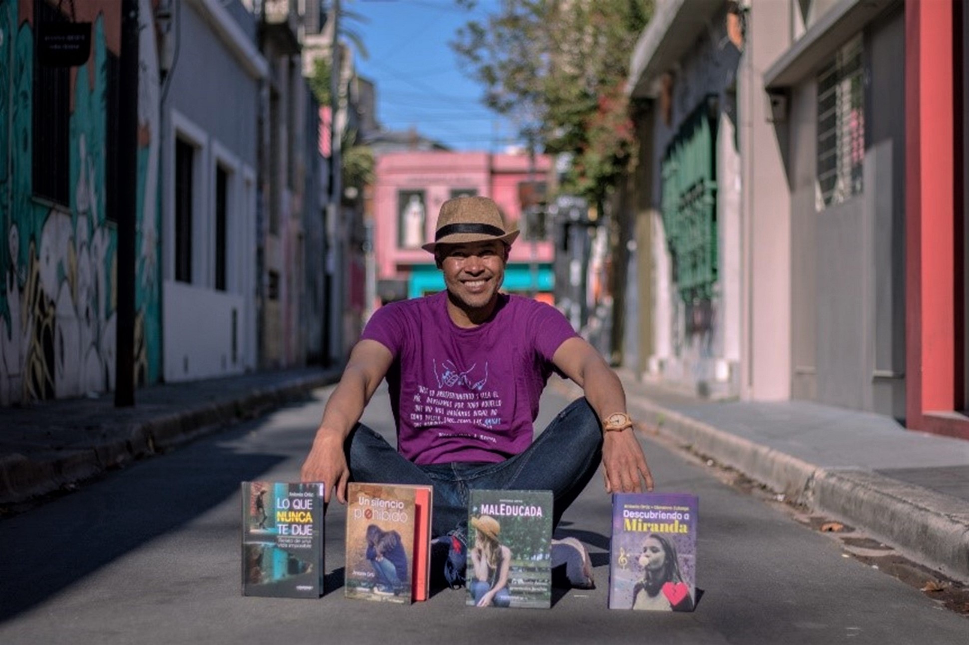 El abuelo que enseña a los chicos a jugar al ajedrez en la calle - LA NACION