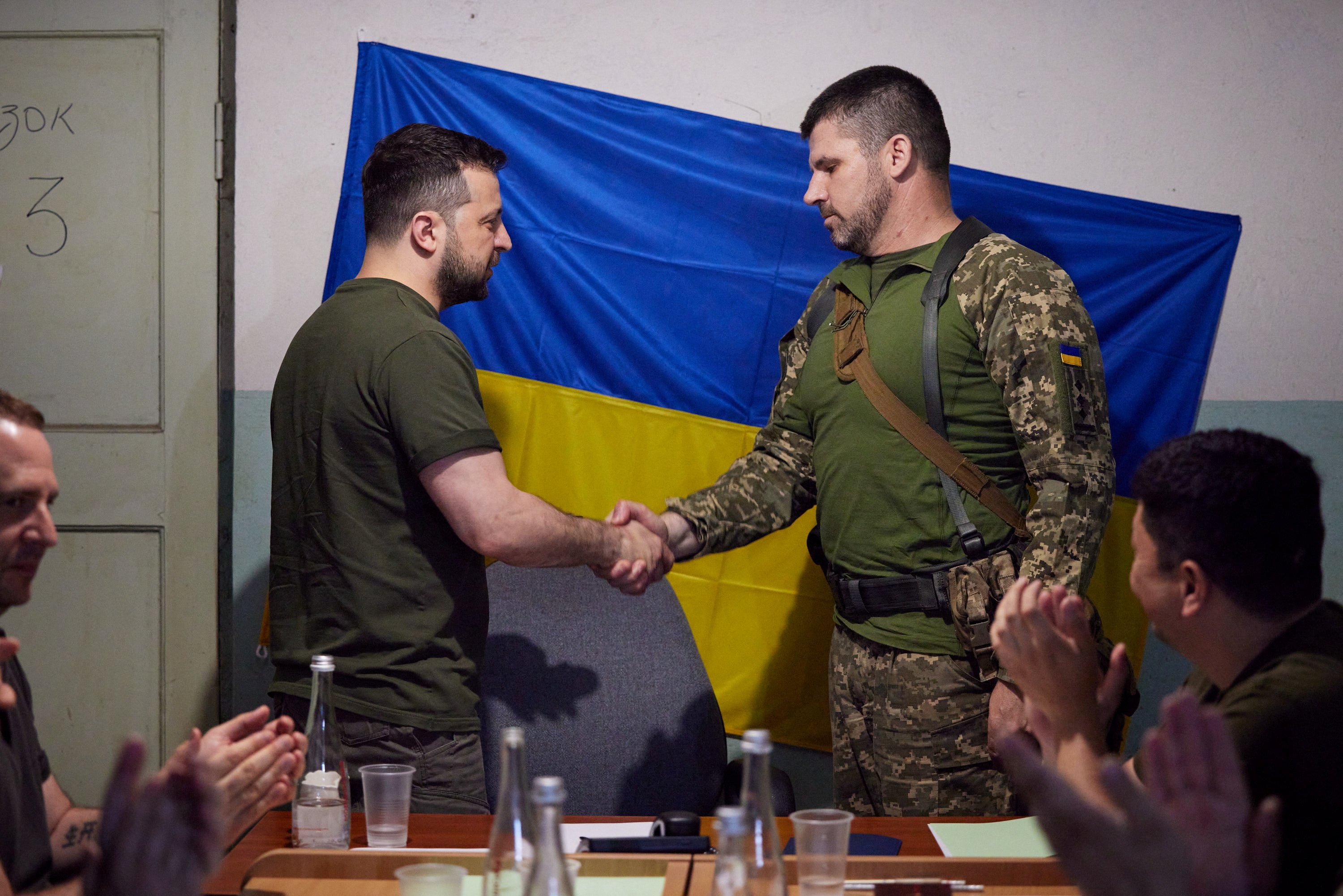 Zelensky mantuvo reuniones en su visita a Mykolaiv (Reuters)