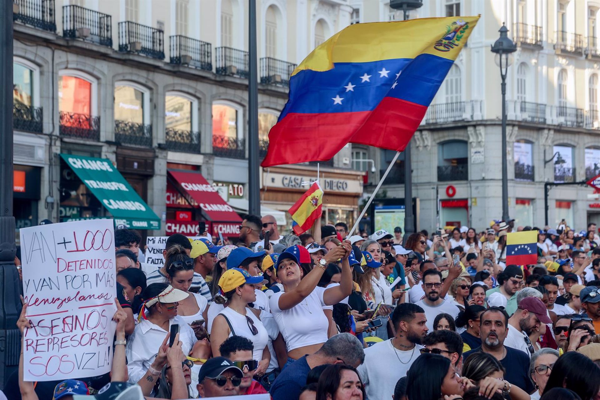 La población de venezolanos en España se multiplica por 30 desde que gobierna el régimen chavista