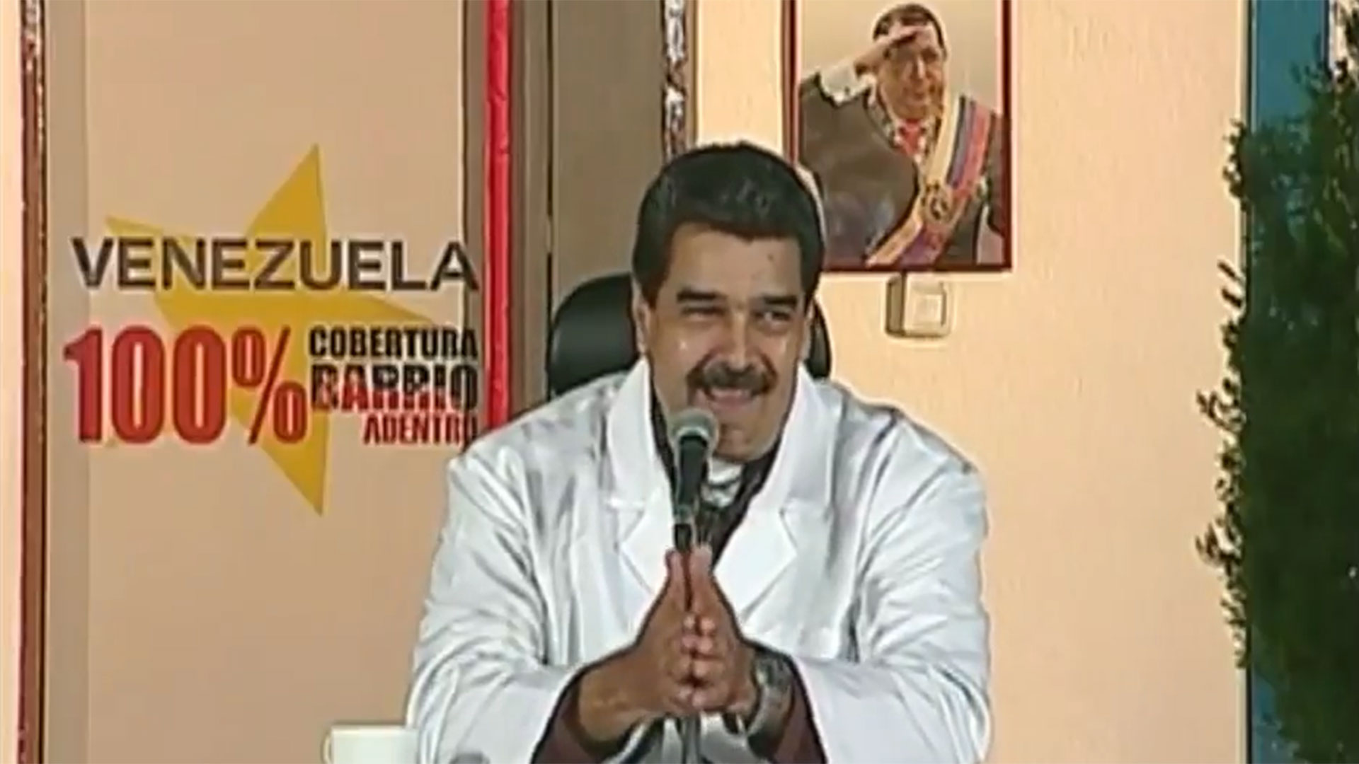Maduro se burló de la salida de DirecTV