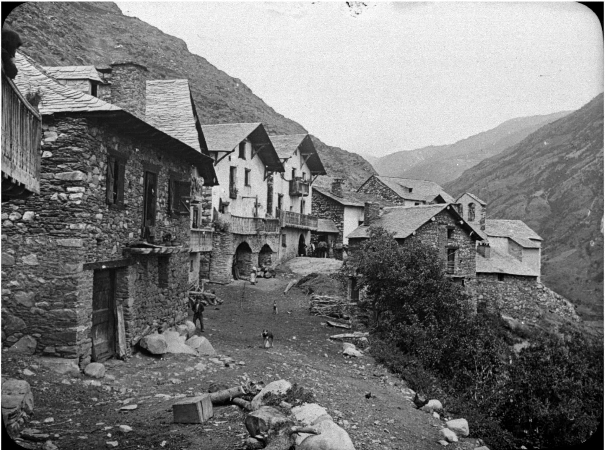 Así se veía el pueblo de Àrreu a principios del siglo XX.