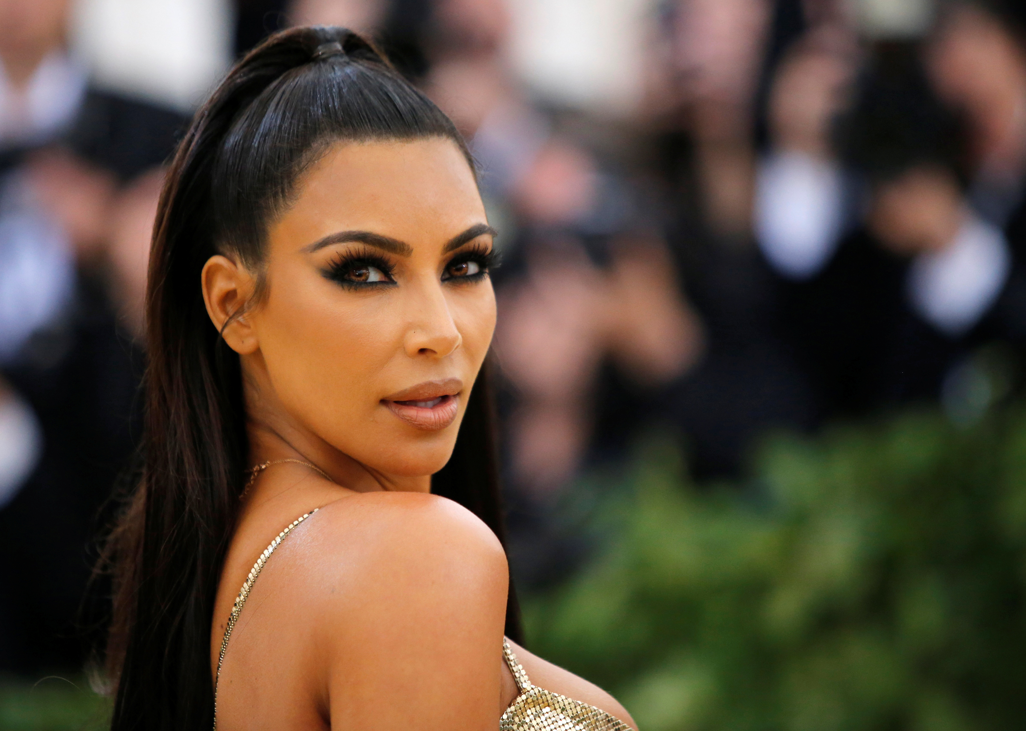 Kim Kardashian fue multada por USD 1,26 millones por promocionar criptomonedas en Estados Unidos