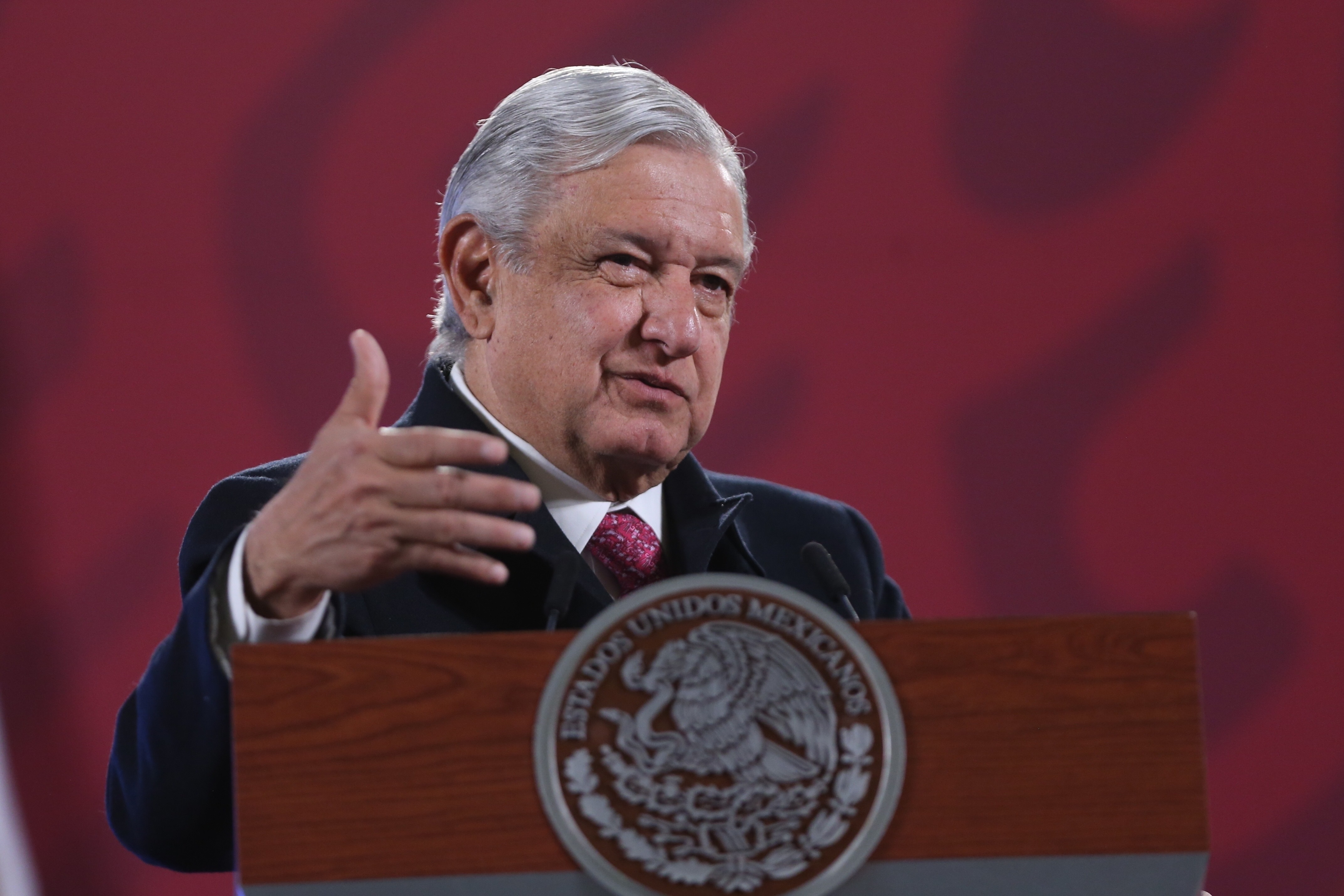 López Obrador prometió que México tendrá un plan energético “sorprendente”